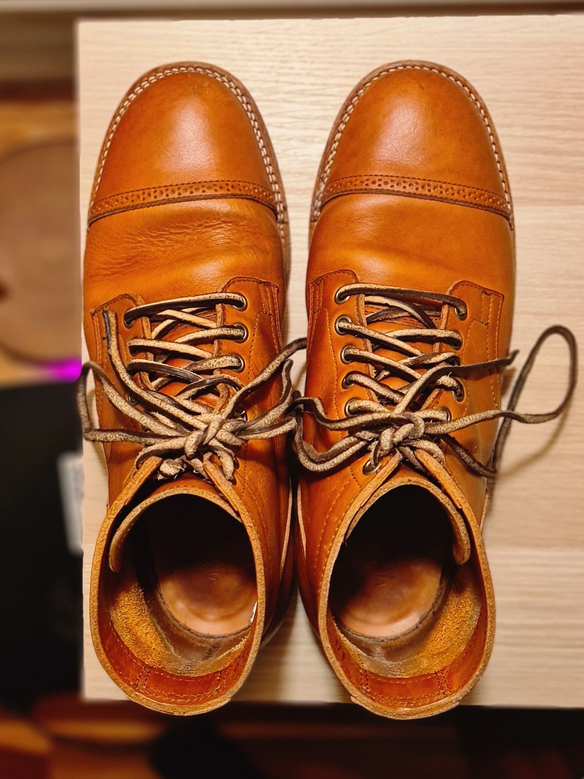 Photo by mormus on April 5, 2023 of the Viberg Service Boot in Tochigi Natural Cowhide.