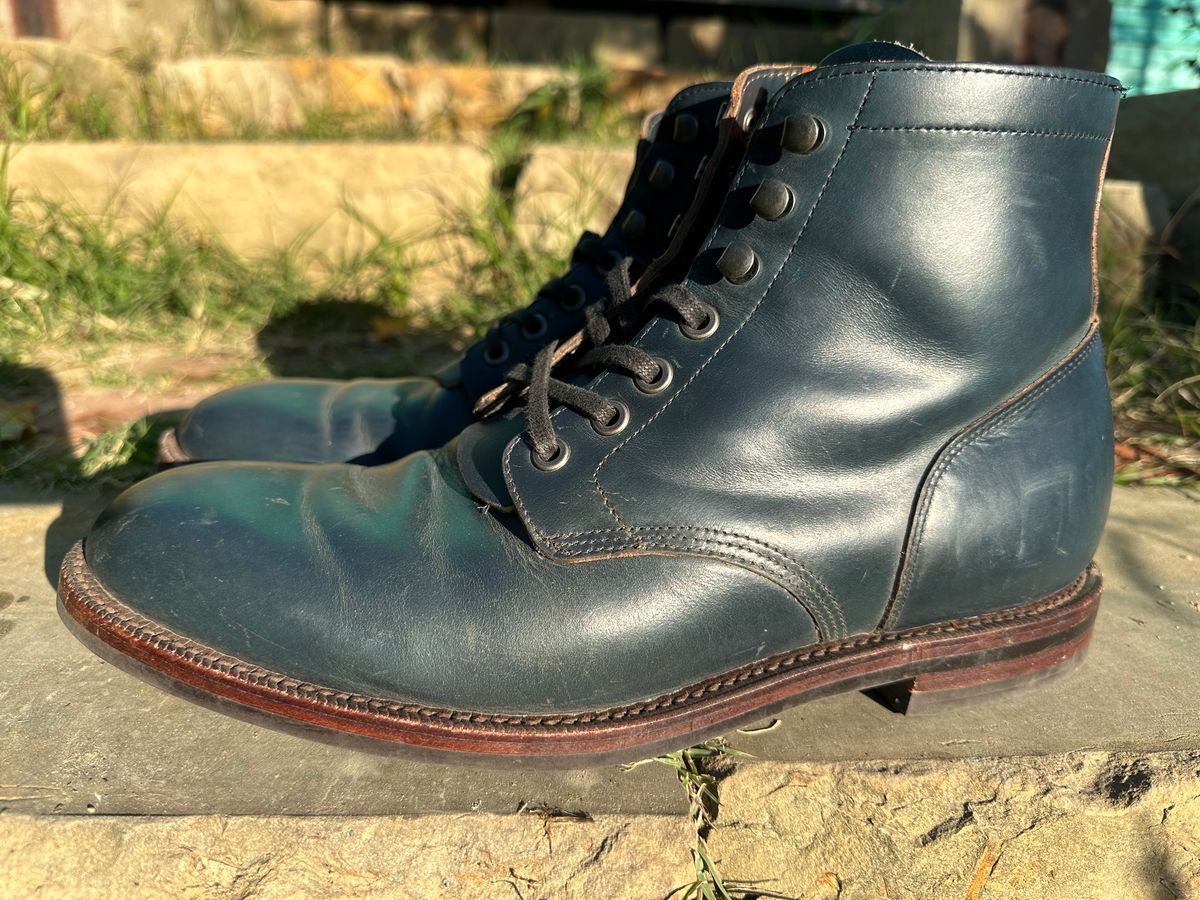 Photo by bootsfeet on December 5, 2023 of the Grant Stone Diesel Boot in Horween Navy Chromexcel.