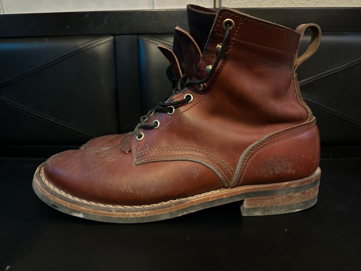 Photo by bootsfeet on November 6, 2023 of the Nicks Falcon in Wickett & Craig Tan Oiled Latigo.