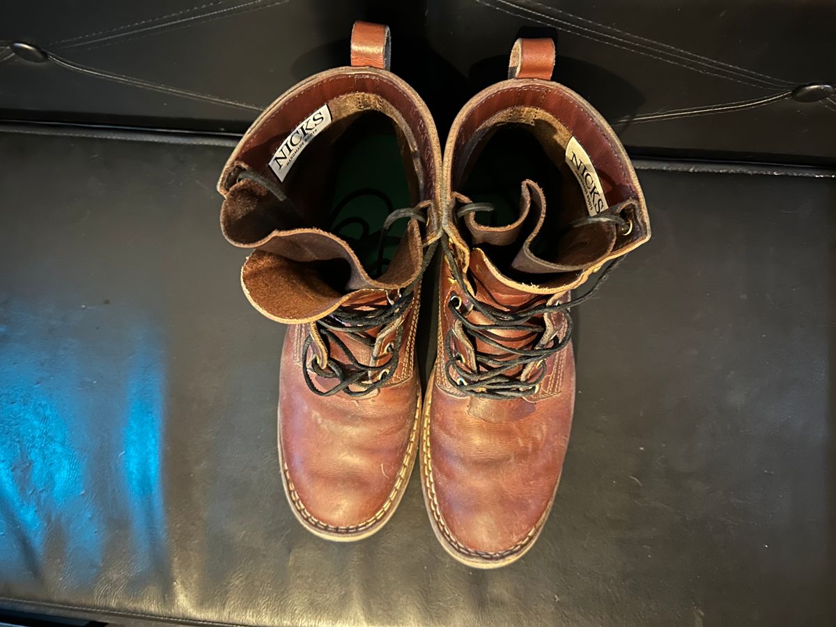 Photo by bootsfeet on November 6, 2023 of the Nicks Falcon in Wickett & Craig Tan Oiled Latigo.