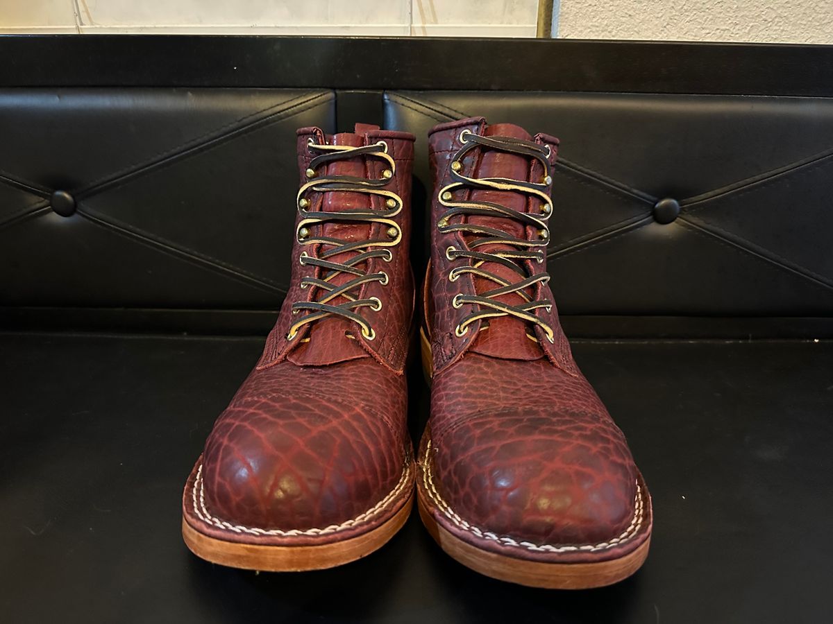 Photo by bootsfeet on November 6, 2023 of the Nicks MTO in Law Tanning Oxblood Smooth Shruken Bison.