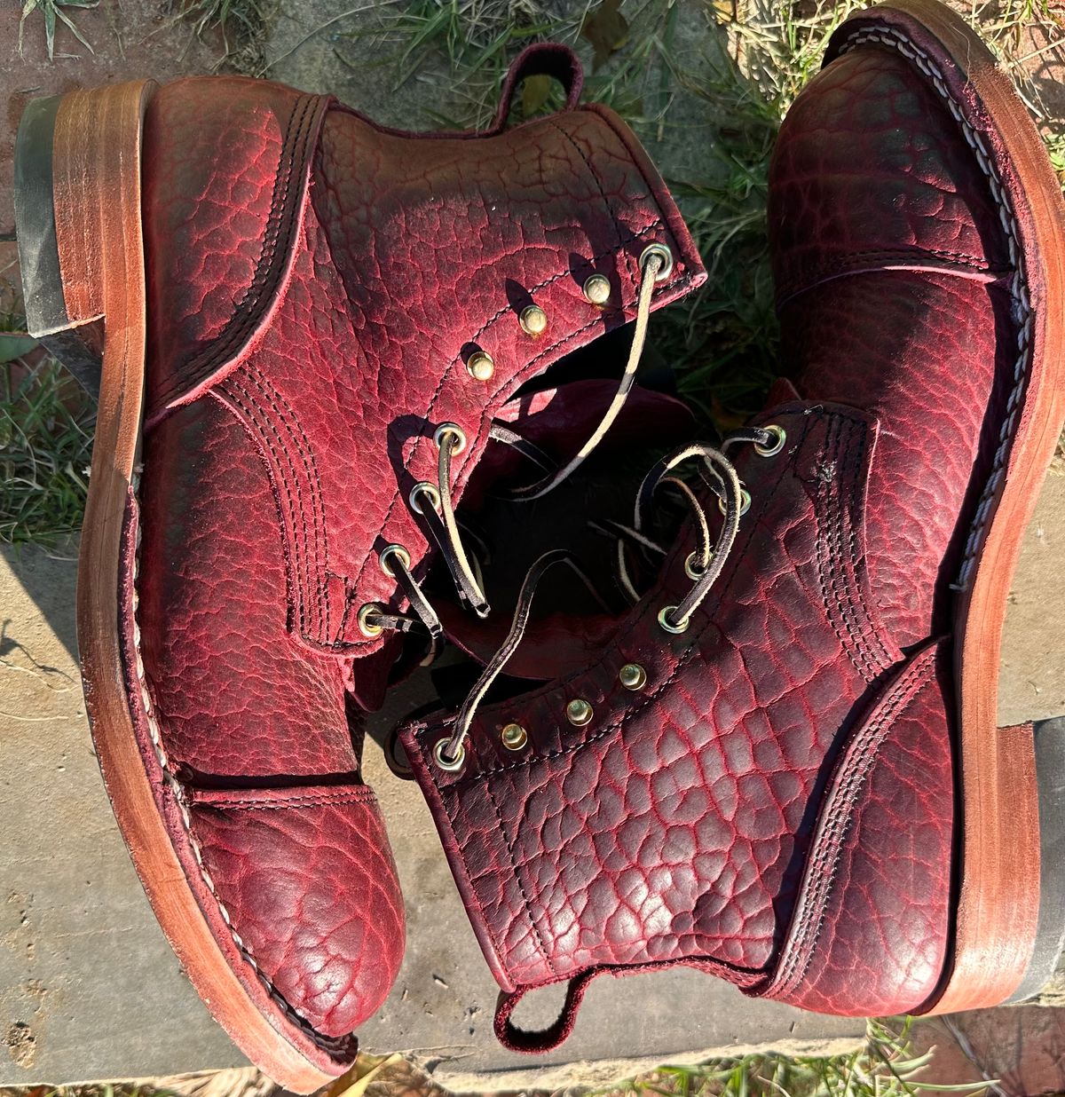 Photo by bootsfeet on December 5, 2023 of the Nicks MTO in Law Tanning Oxblood Smooth Shruken Bison.