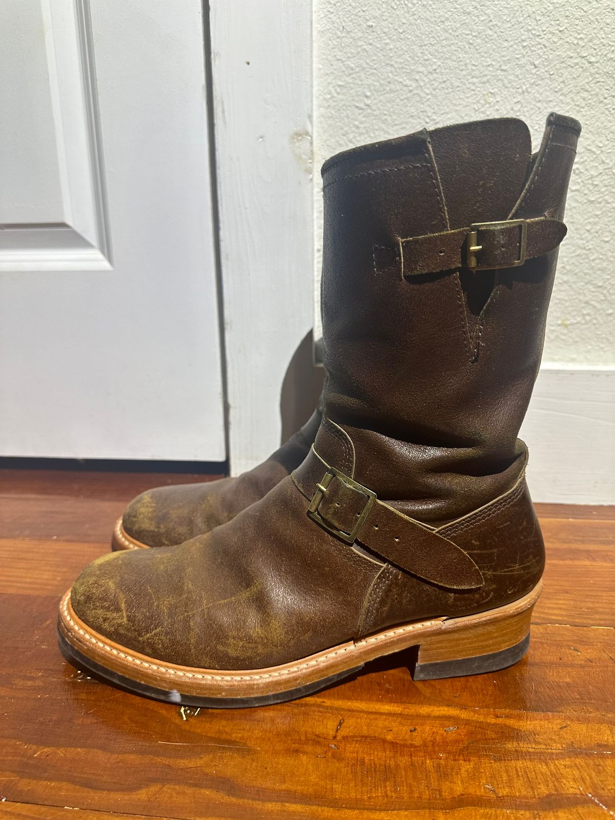 Photo by bootsfeet on November 6, 2024 of the John Lofgren Wabash Engineer Boots in HORWEEN SHF  Reverse Horsehide.