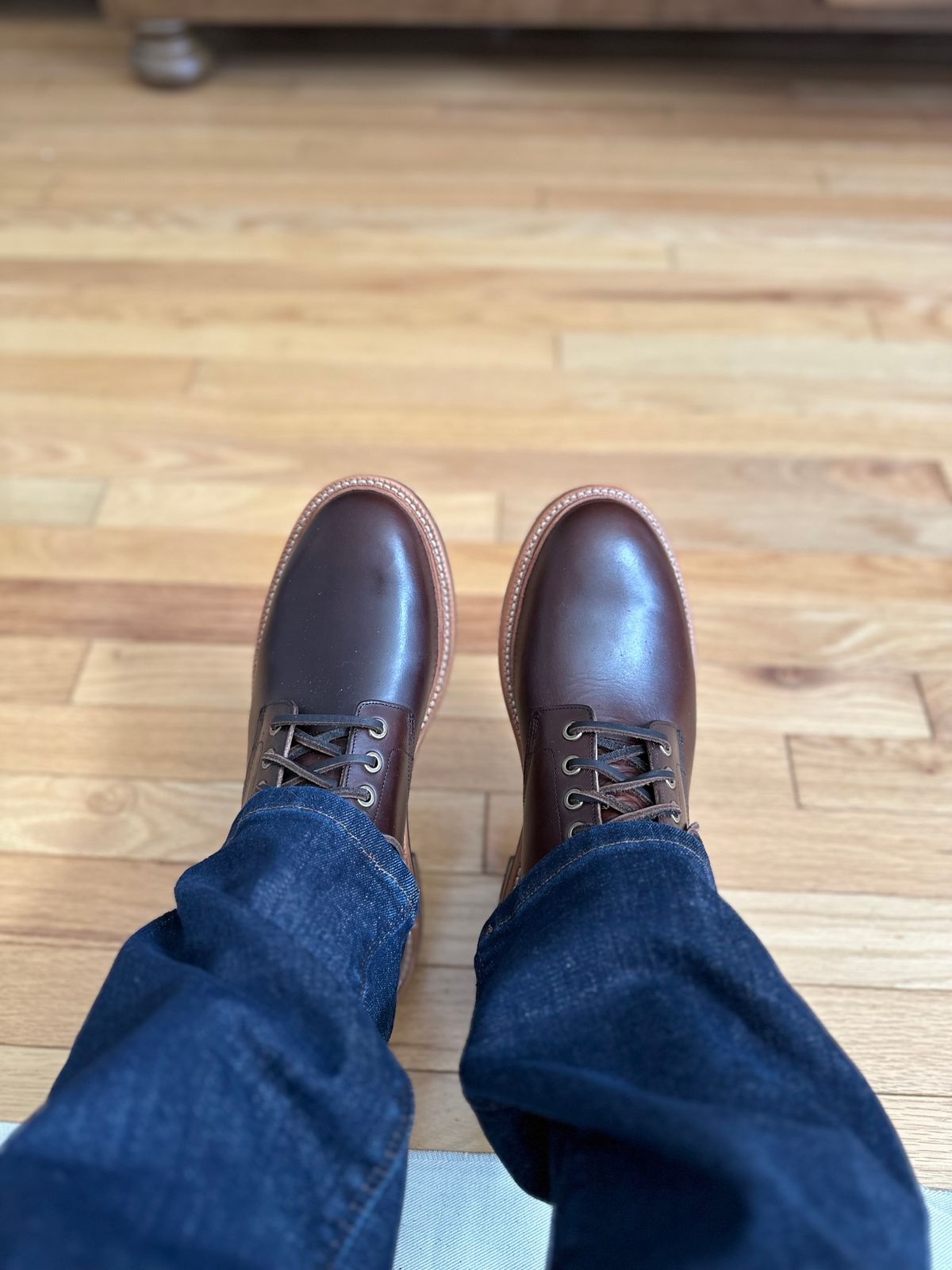 Photo by cbmoore10 on October 1, 2023 of the Grant Stone Diesel Boot in Horween Crimson Chromexcel.