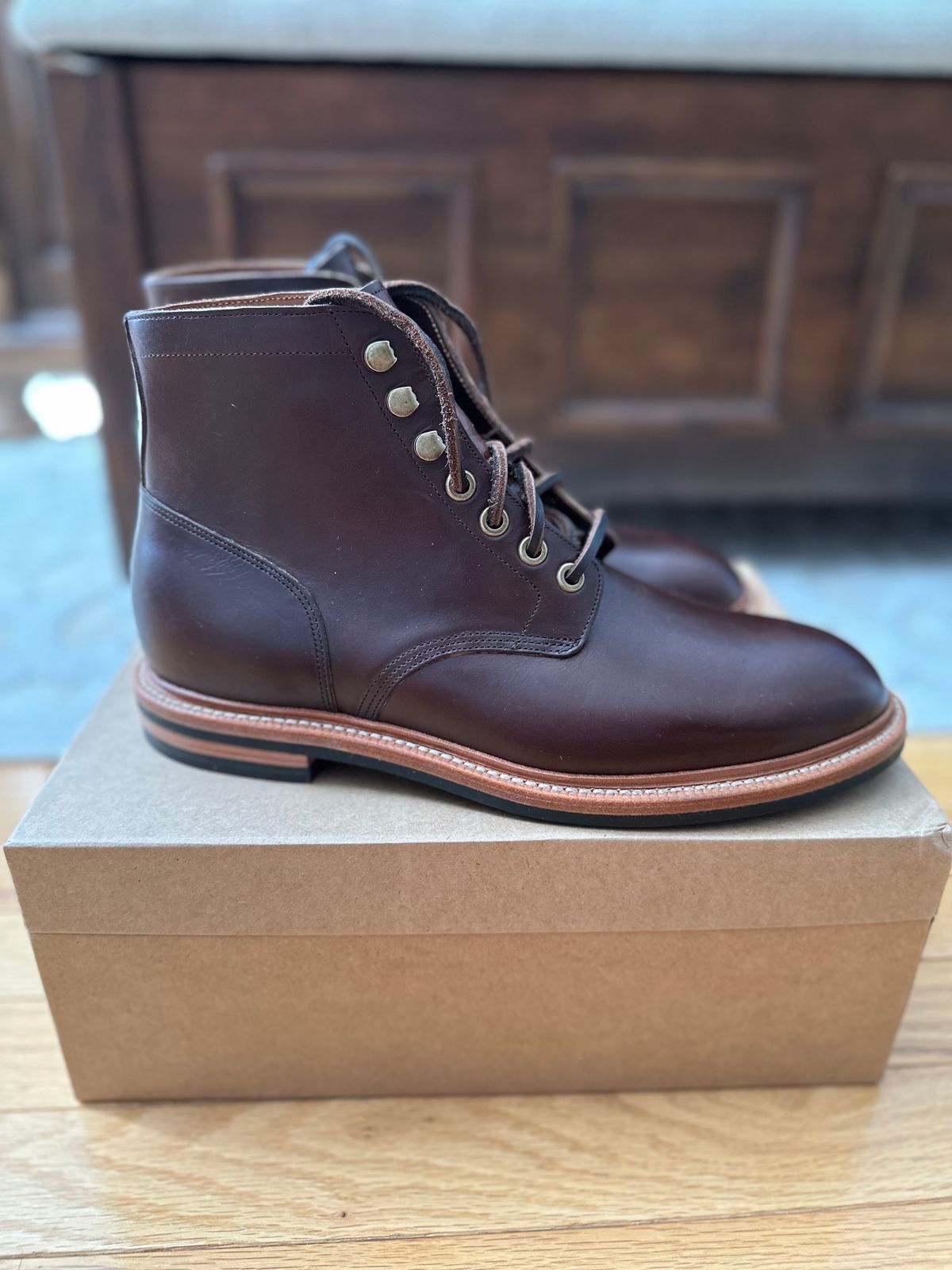 Photo by cbmoore10 on October 1, 2023 of the Grant Stone Diesel Boot in Horween Crimson Chromexcel.