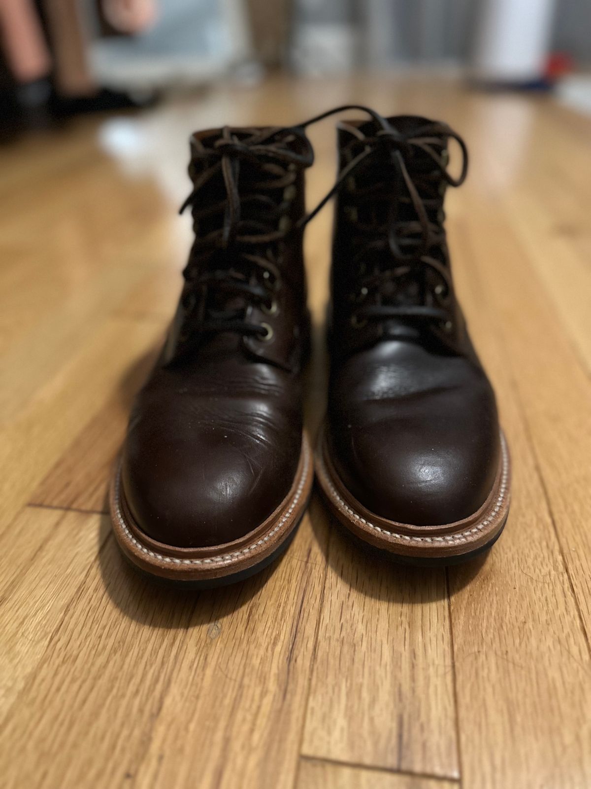 Photo by cbmoore10 on November 6, 2023 of the Grant Stone Diesel Boot in Horween Crimson Chromexcel.