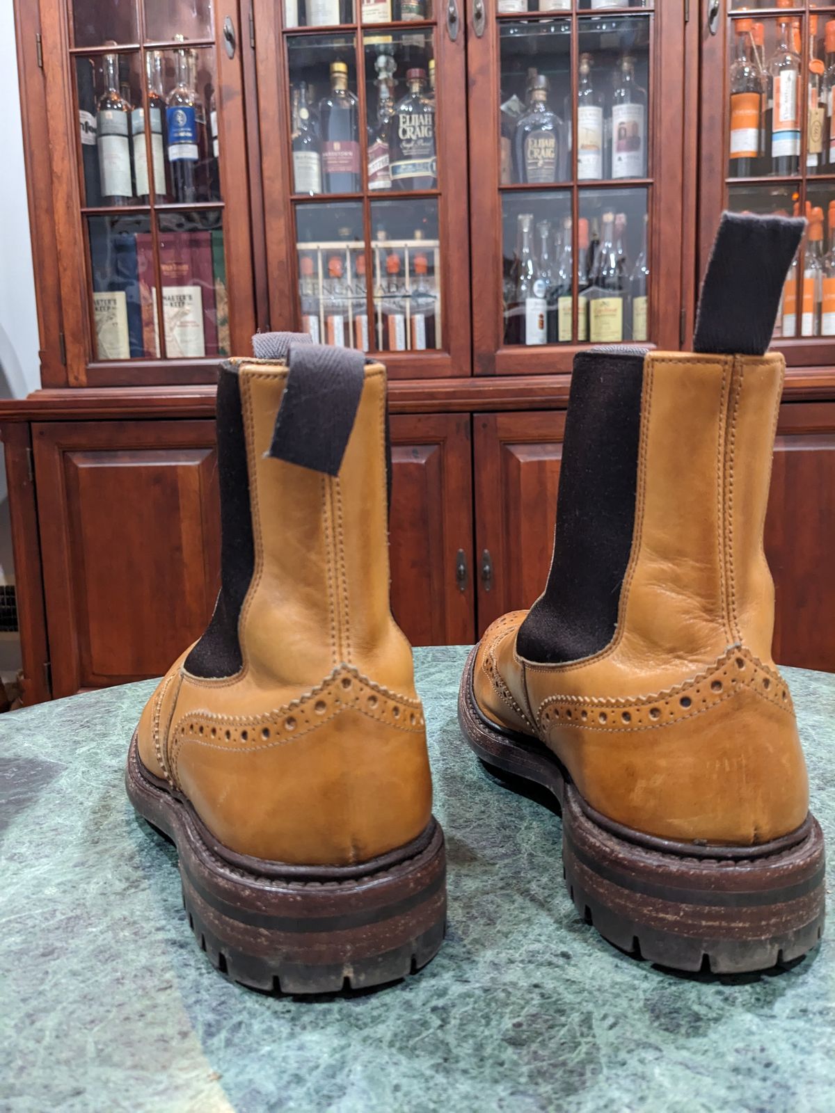 Photo by bensta96 on March 6, 2023 of the Tricker's Henry Country Dealer Boot in 1001 Burnished Calf.