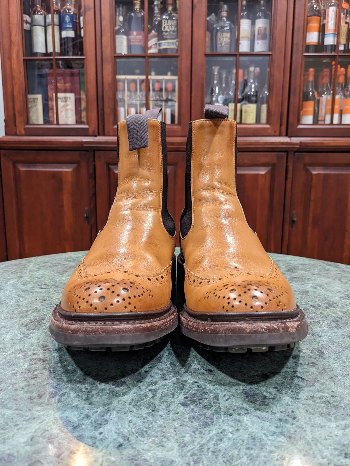 Photo by bensta96 on March 6, 2023 of the Tricker's Henry Country Dealer Boot in 1001 Burnished Calf.