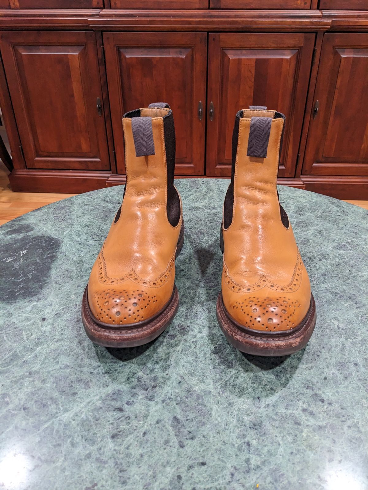 Photo by bensta96 on April 6, 2023 of the Tricker's Henry Country Dealer Boot in 1001 Burnished Calf.