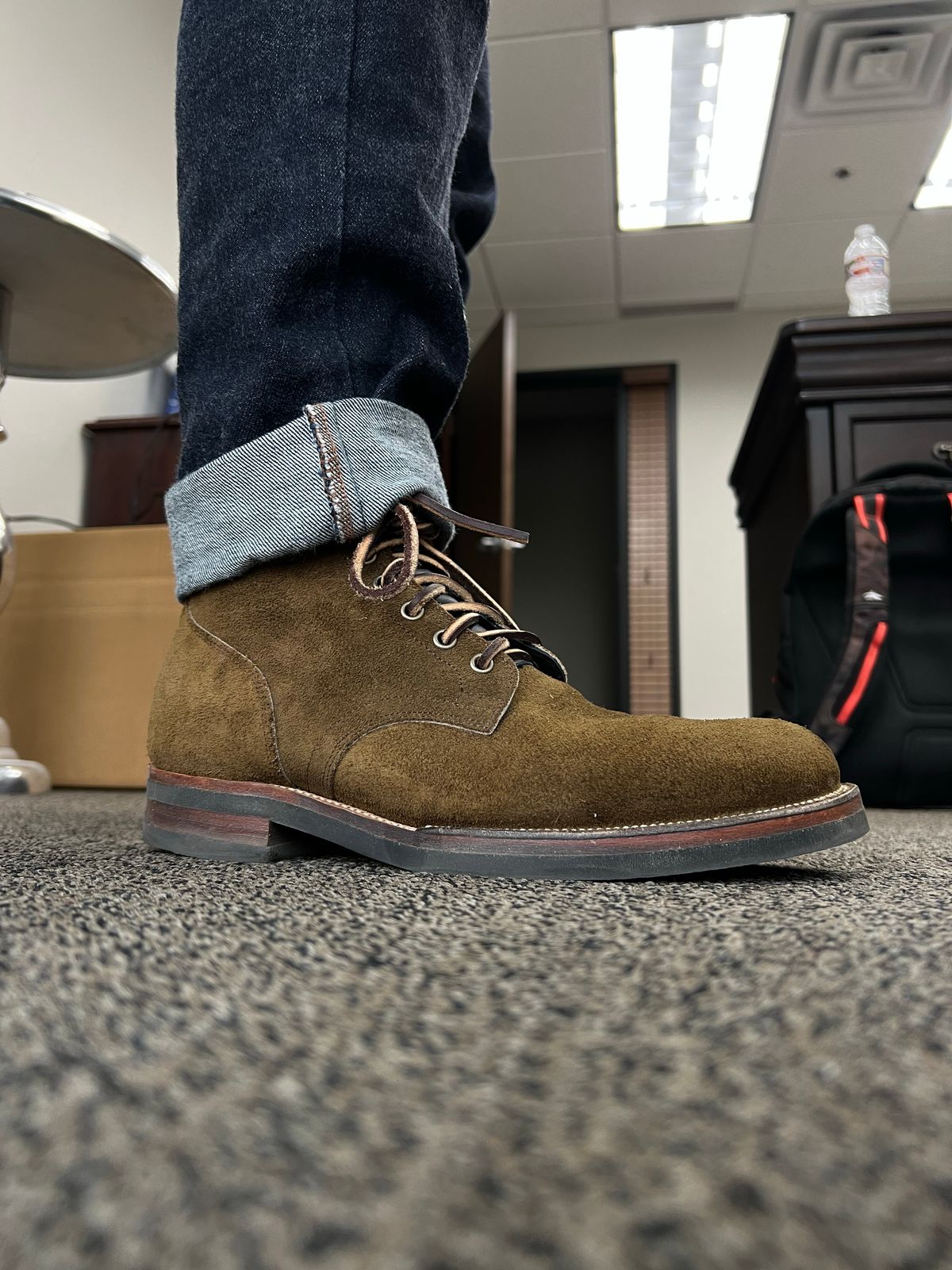Photo by scoffz on November 5, 2022 of the Viberg Service Boot in Horween Mushroom Chamois Roughout.