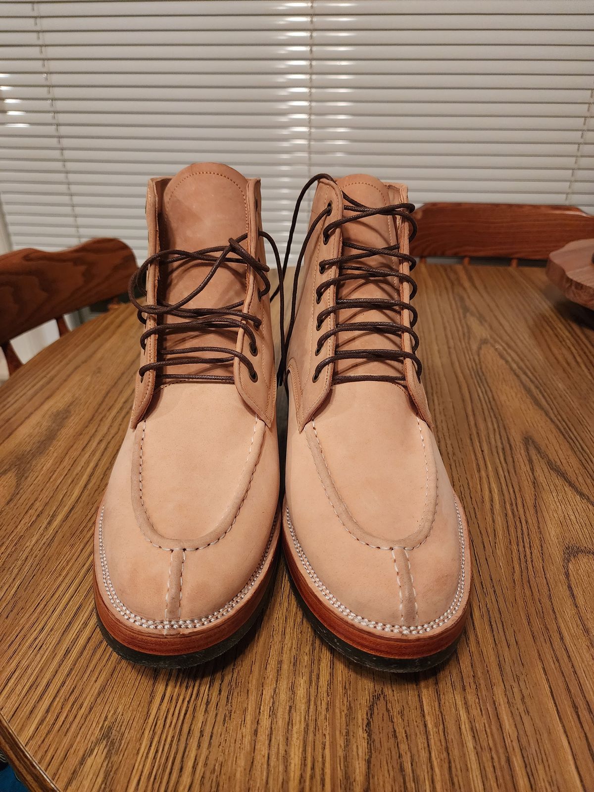 Photo by Michi_Dan_der on October 1, 2022 of the Renav Unlisted Model in Unlisted Leather.