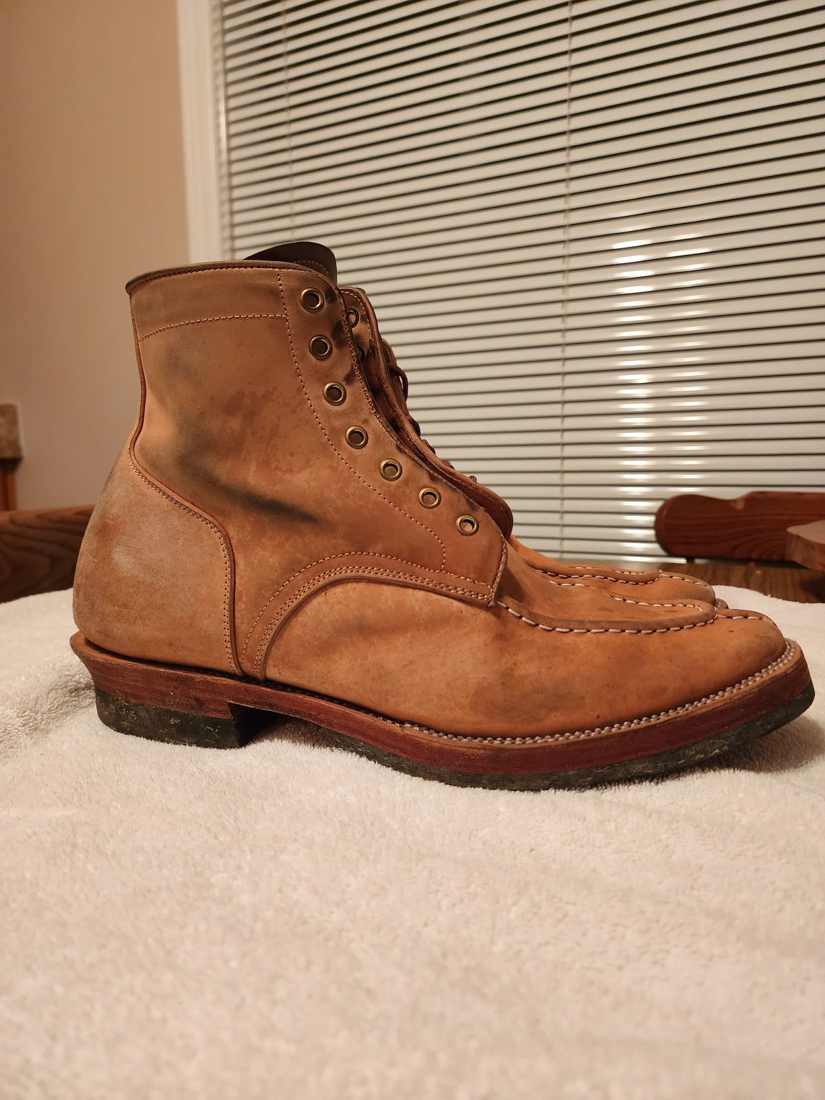 Photo by Michi_Dan_der on November 3, 2022 of the Renav Unlisted Model in Unlisted Leather.