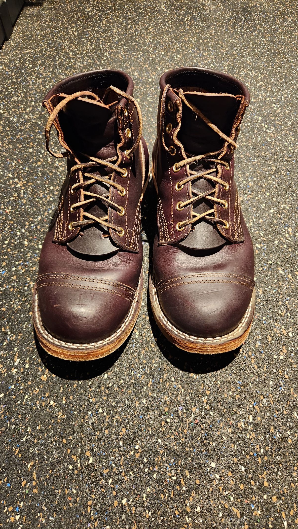 Photo by bbnoodle on November 6, 2023 of the Nicks MTO in Wickett & Craig Burgundy Double Stuffed.