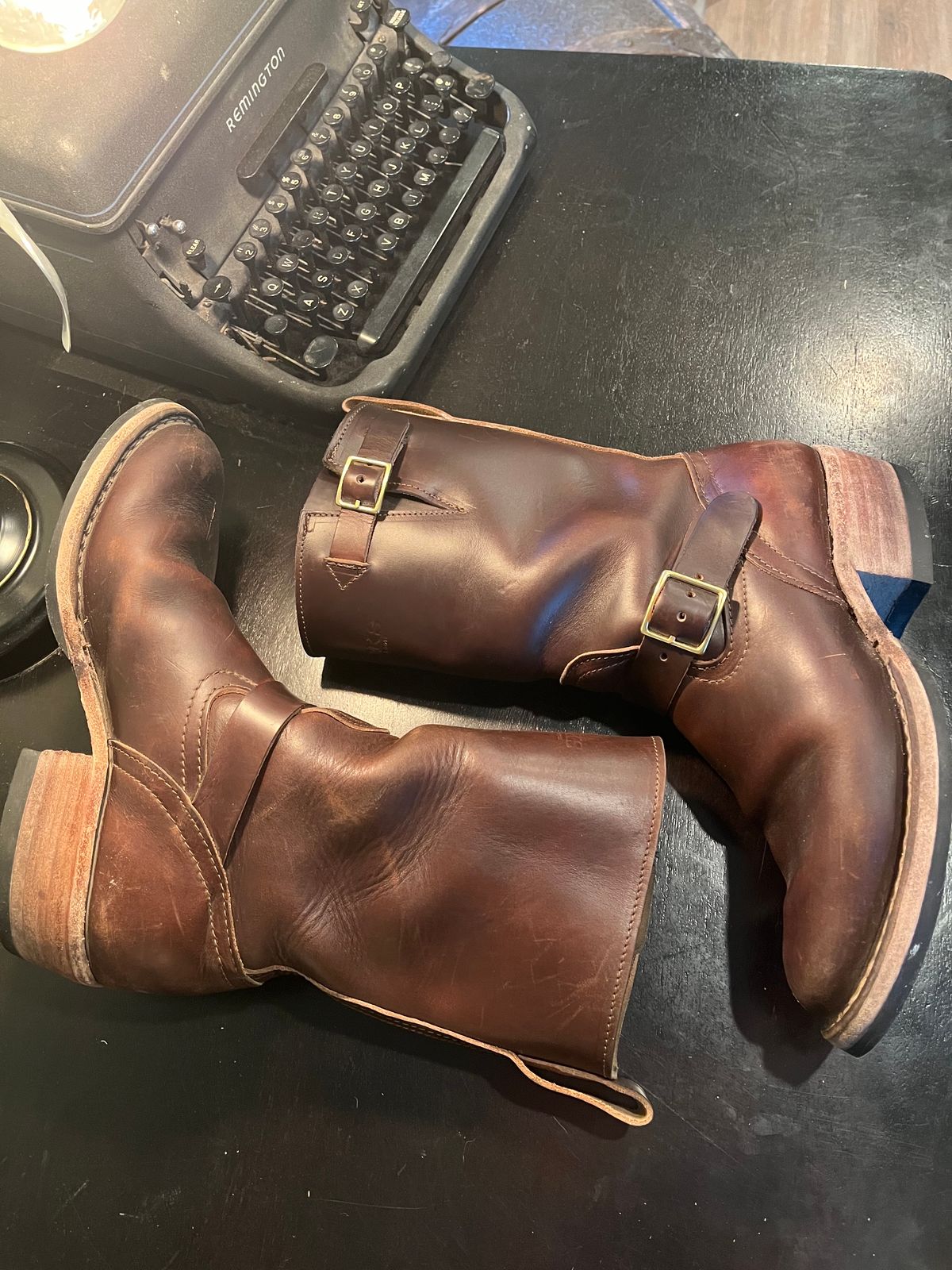 Photo by jeremy.short2 on February 4, 2024 of the Nicks Renegade in Horween Brown Chromexcel.