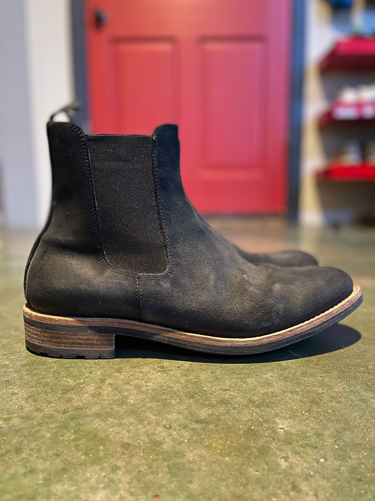 Photo by thelibertytree on November 4, 2022 of the Mark Albert Chelsea Boot in C.F. Stead Black Waxy Commander Suede.