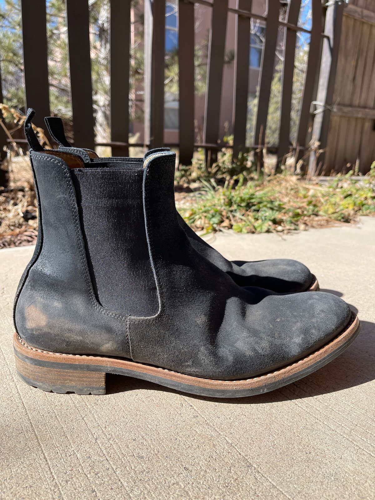 Photo by thelibertytree on February 4, 2023 of the Mark Albert Chelsea Boot in C.F. Stead Black Waxy Commander Suede.