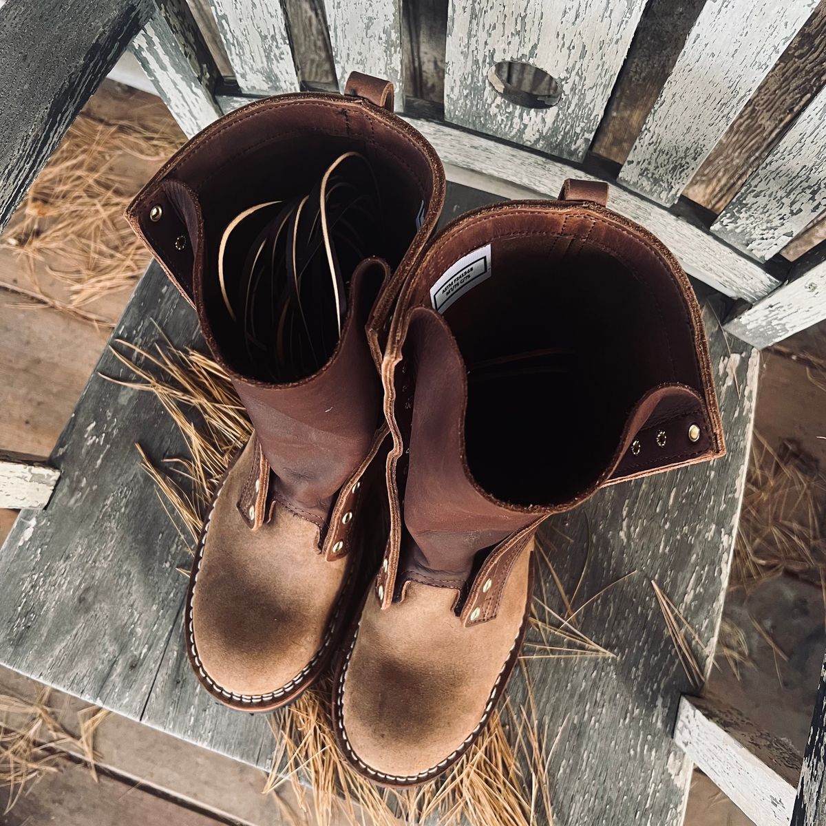 Photo by RyanAK on October 10, 2023 of the Nicks BuilderPro in Seidel 1964 Brown Roughout.