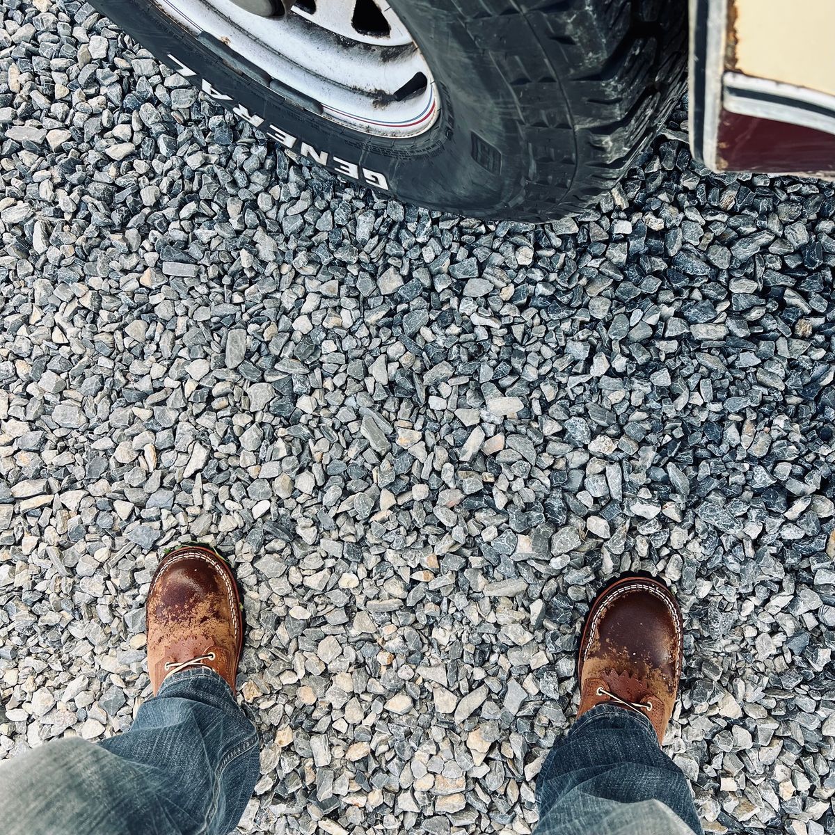 Photo by RyanAK on October 12, 2023 of the Nicks BuilderPro in Seidel 1964 Brown Roughout.