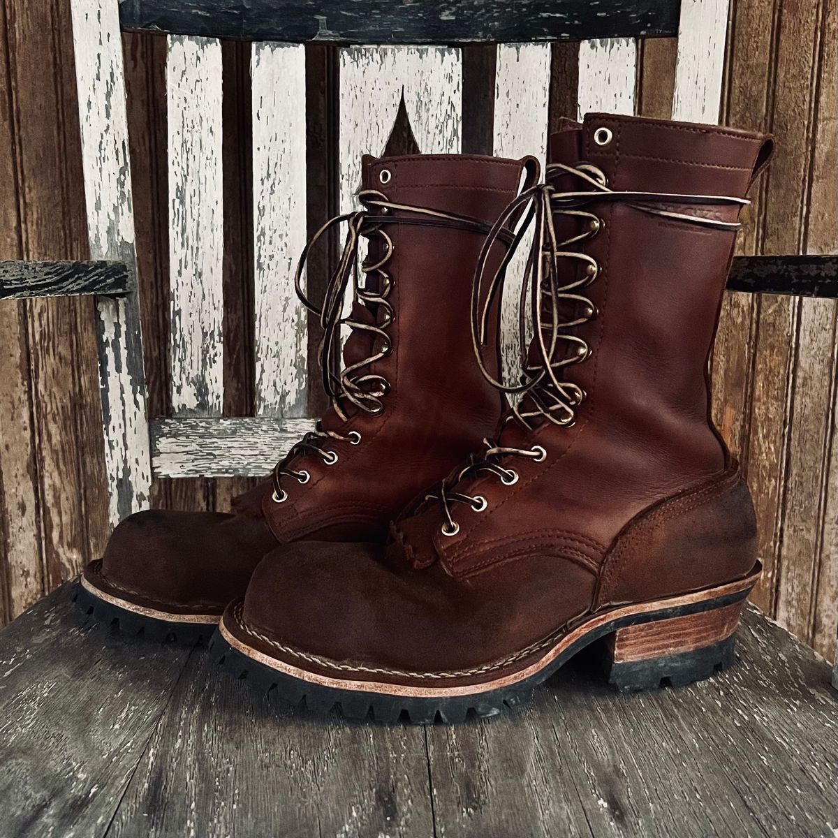 Photo by RyanAK on December 1, 2023 of the Nicks BuilderPro in Seidel 1964 Brown Roughout.