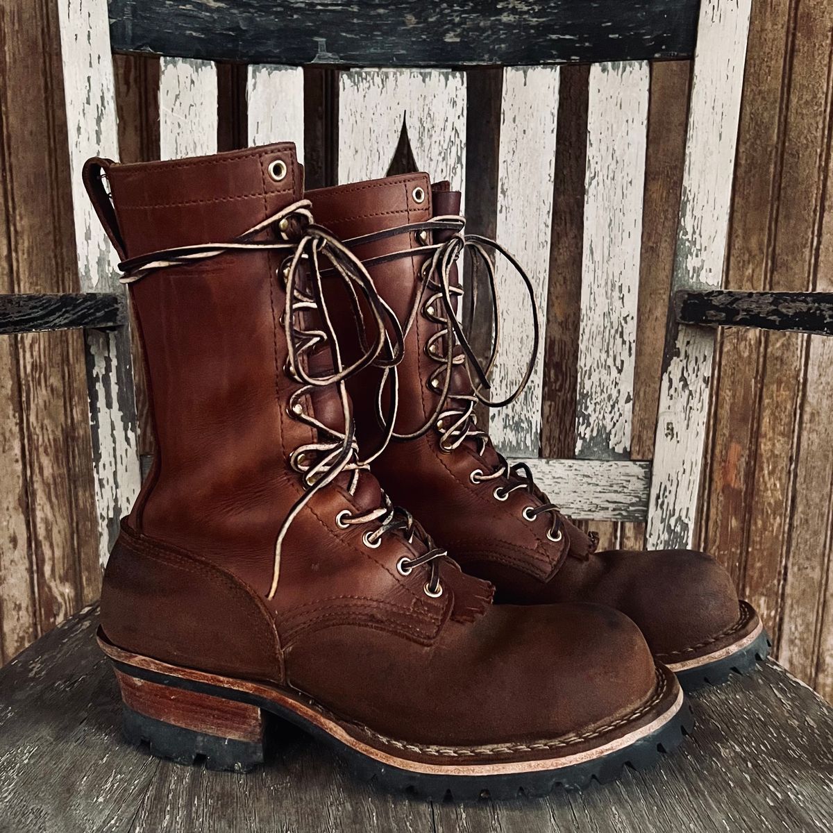 Photo by RyanAK on December 1, 2023 of the Nicks BuilderPro in Seidel 1964 Brown Roughout.