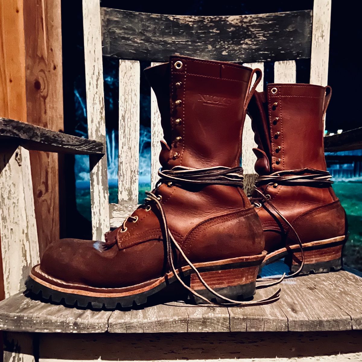 Photo by RyanAK on January 5, 2024 of the Nicks BuilderPro in Seidel 1964 Brown Roughout.