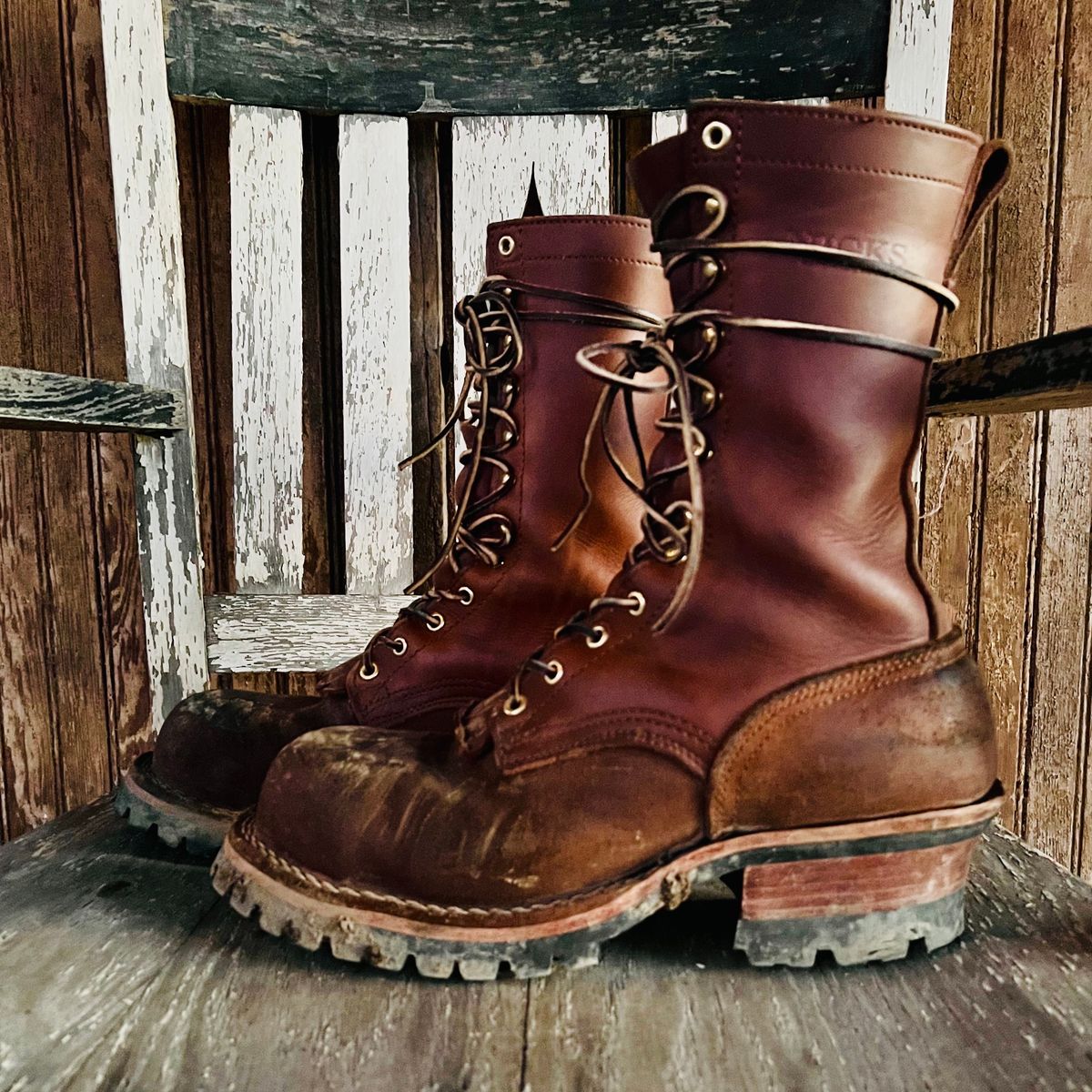 Photo by RyanAK on February 5, 2024 of the Nicks BuilderPro in Seidel 1964 Brown Roughout.