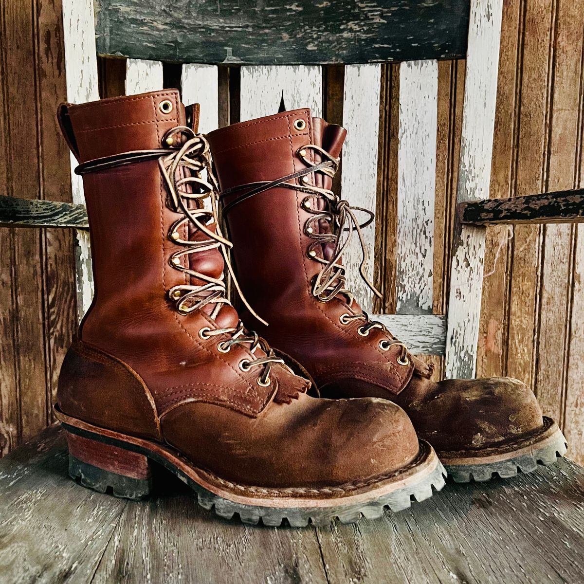 Photo by RyanAK on February 5, 2024 of the Nicks BuilderPro in Seidel 1964 Brown Roughout.