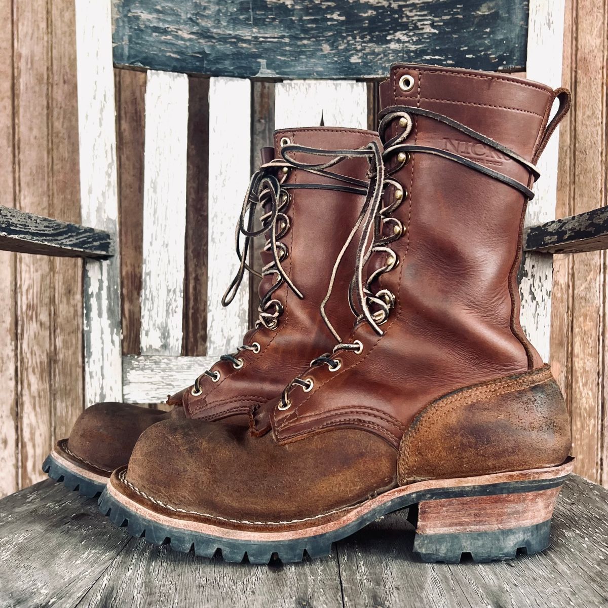 Photo by RyanAK on April 5, 2024 of the Nicks BuilderPro in Seidel 1964 Brown Roughout.