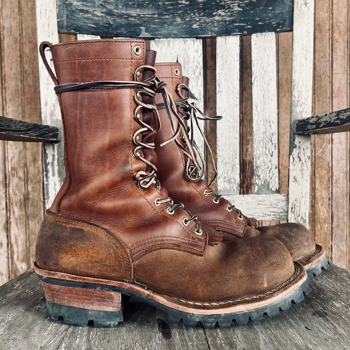 Photo by RyanAK on April 5, 2024 of the Nicks BuilderPro in Seidel 1964 Brown Roughout.