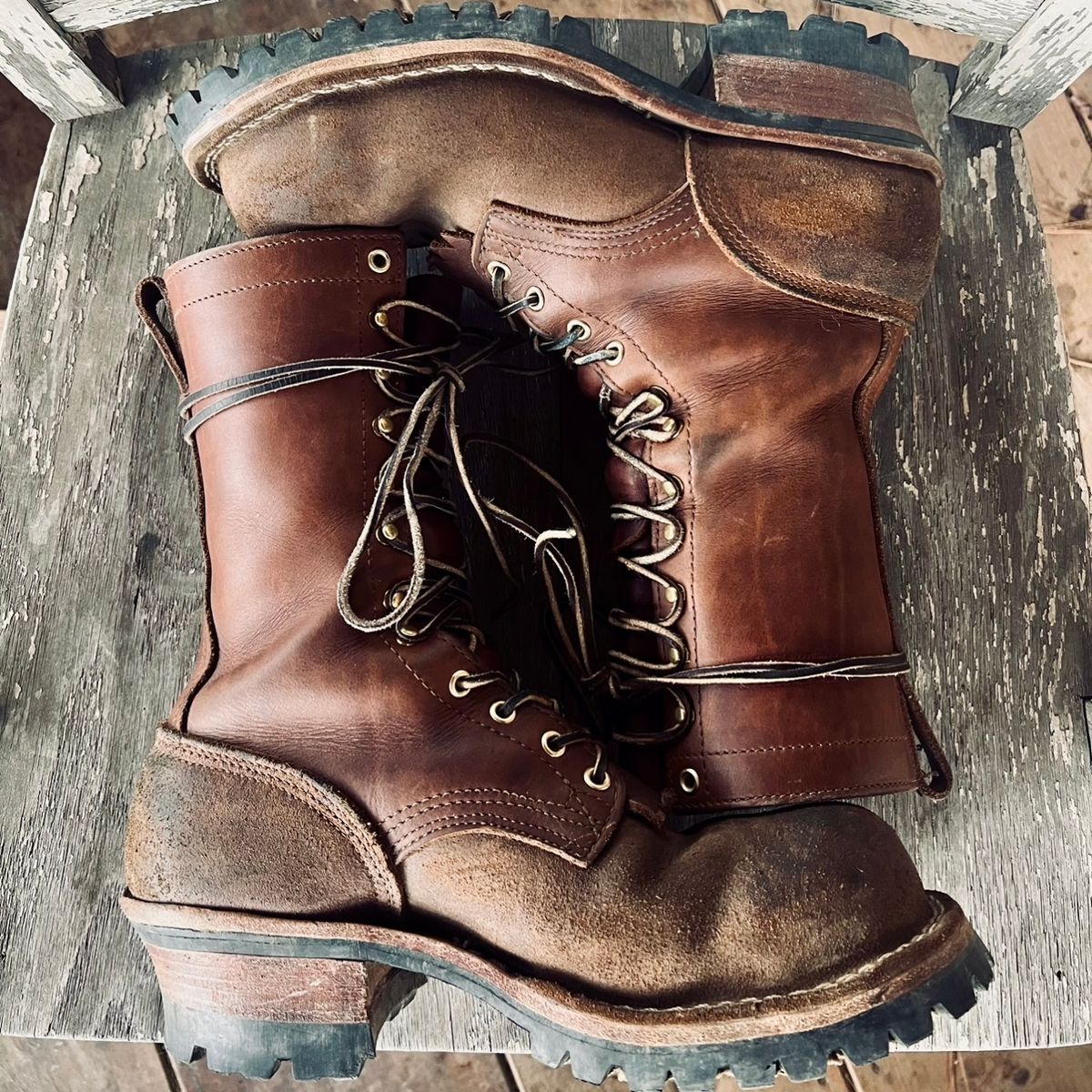 Photo by RyanAK on April 18, 2024 of the Nicks BuilderPro in Seidel 1964 Brown Roughout.