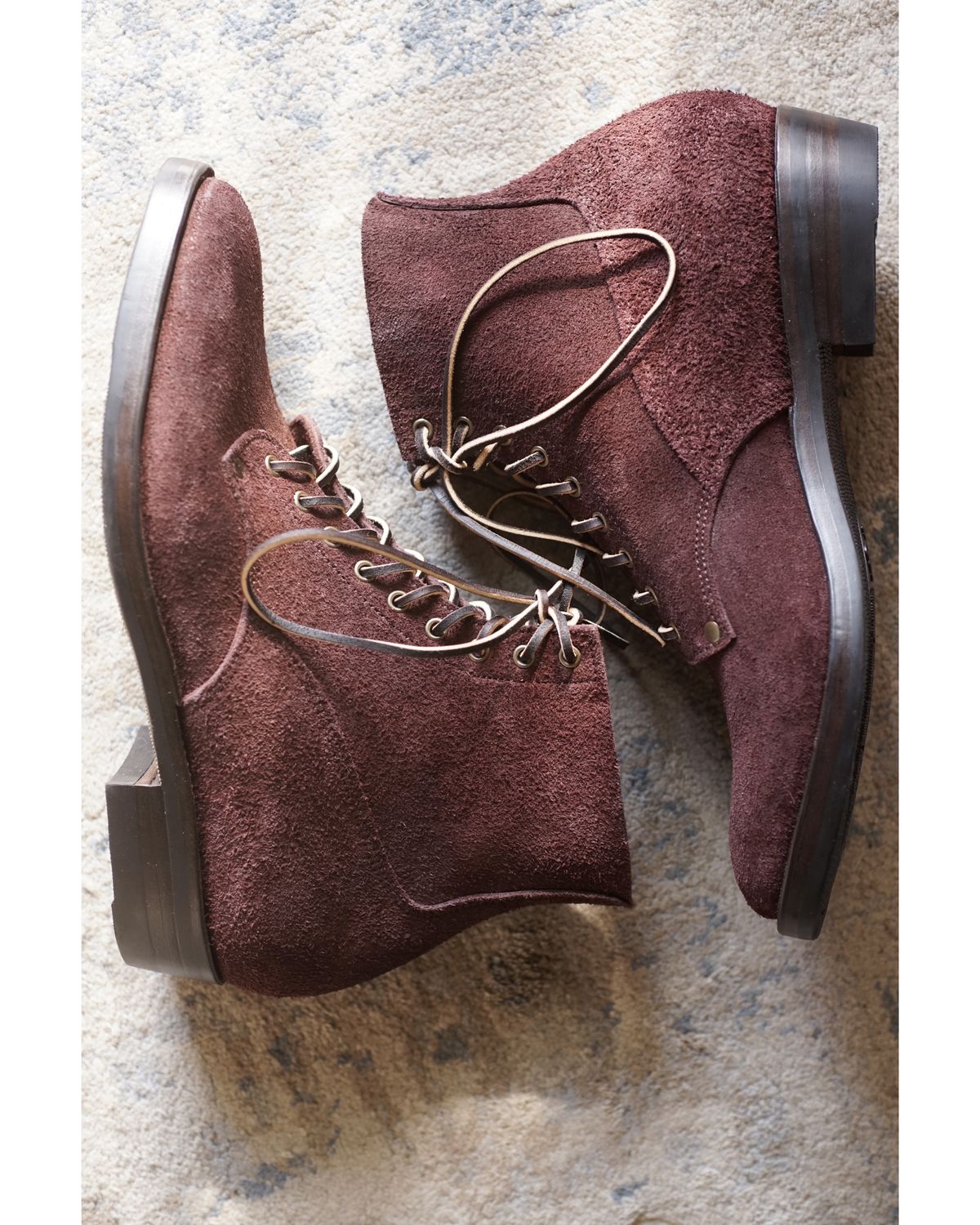 Photo by boootlicker on October 1, 2023 of the NF Bootmaker Fritz Boot in J&FJ Baker Australian Nut Panel Hide Roughout.