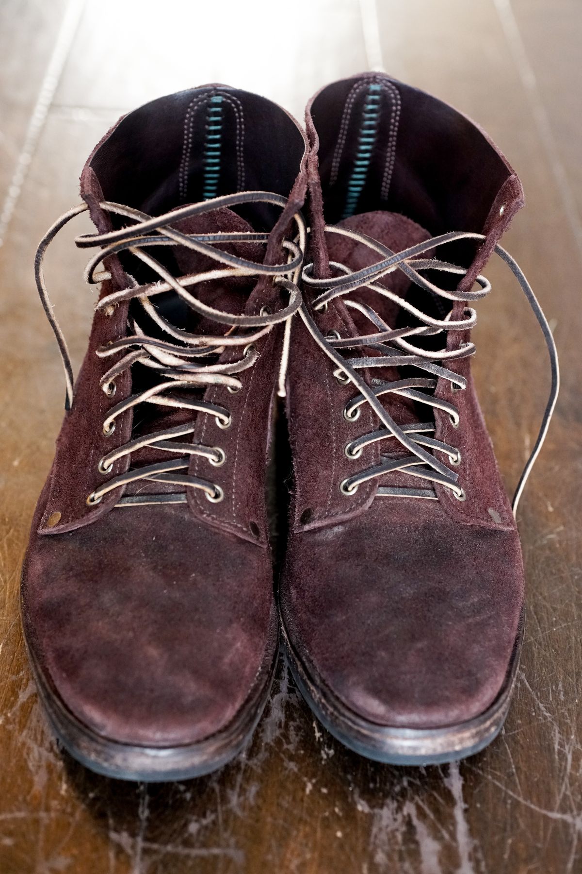 Photo by boootlicker on November 4, 2023 of the NF Bootmaker Fritz Boot in J&FJ Baker Australian Nut Panel Hide Roughout.