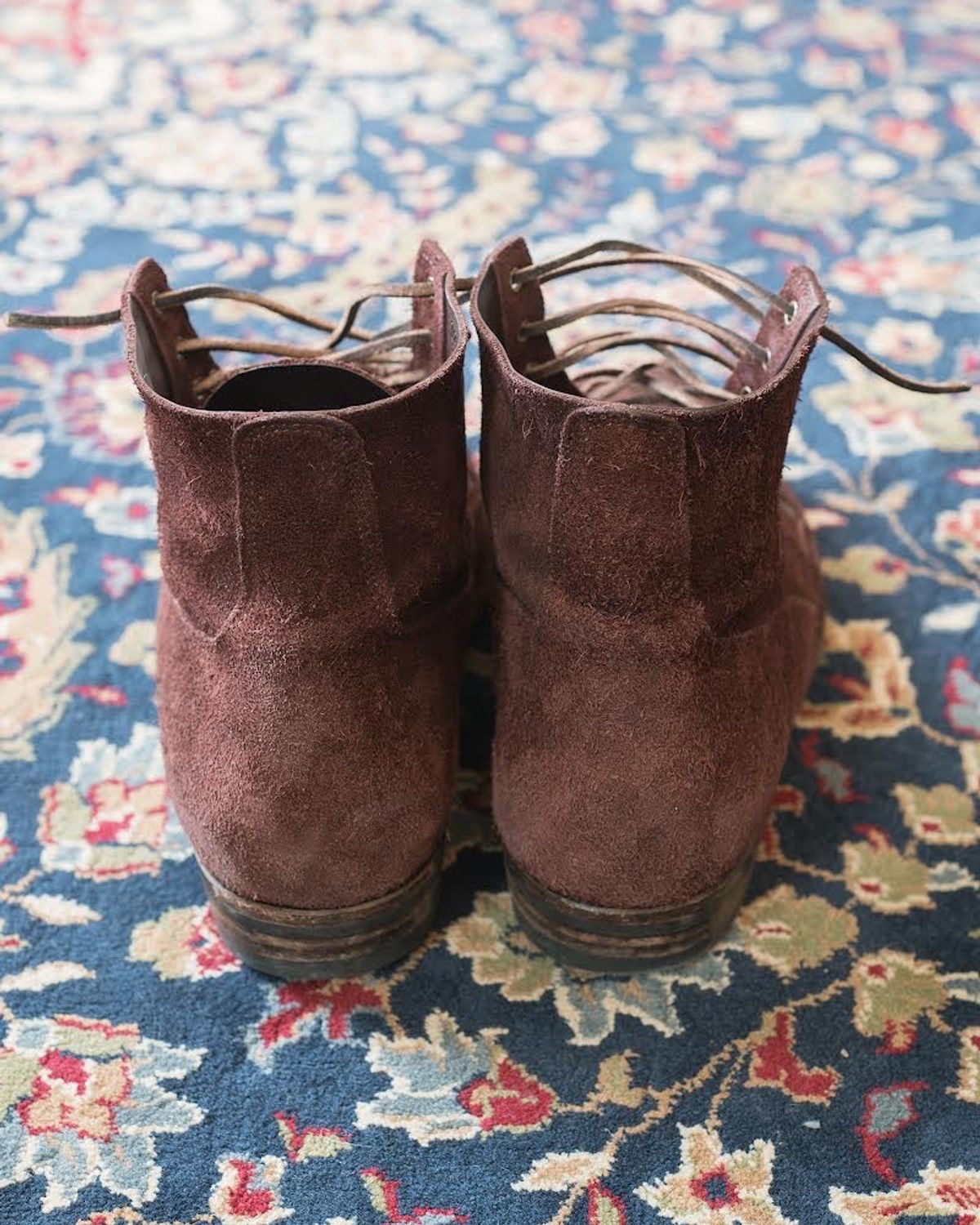 Photo by boootlicker on February 2, 2024 of the NF Bootmaker Fritz Boot in J&FJ Baker Australian Nut Panel Hide Roughout.