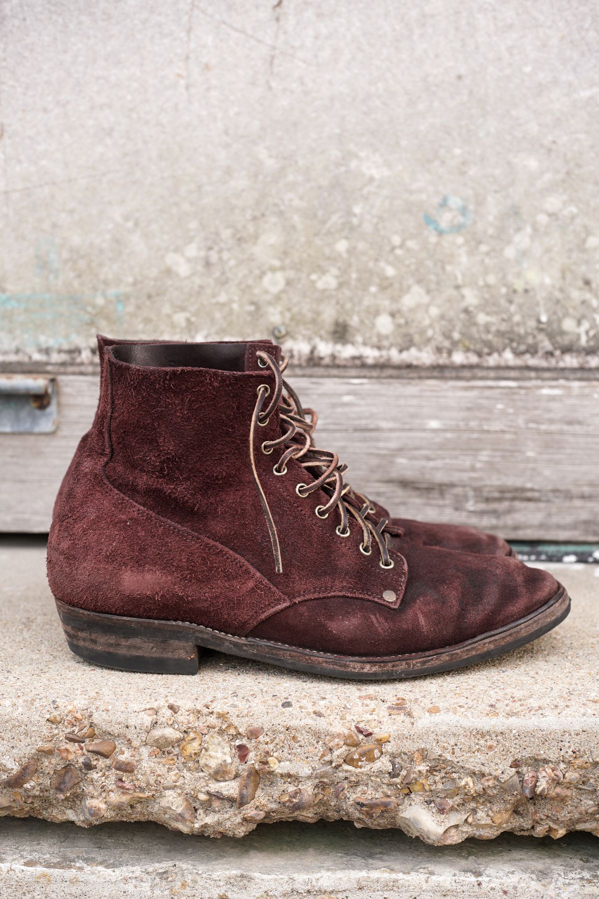 Photo by boootlicker on March 5, 2024 of the NF Bootmaker Fritz Boot in J&FJ Baker Australian Nut Panel Hide Roughout.