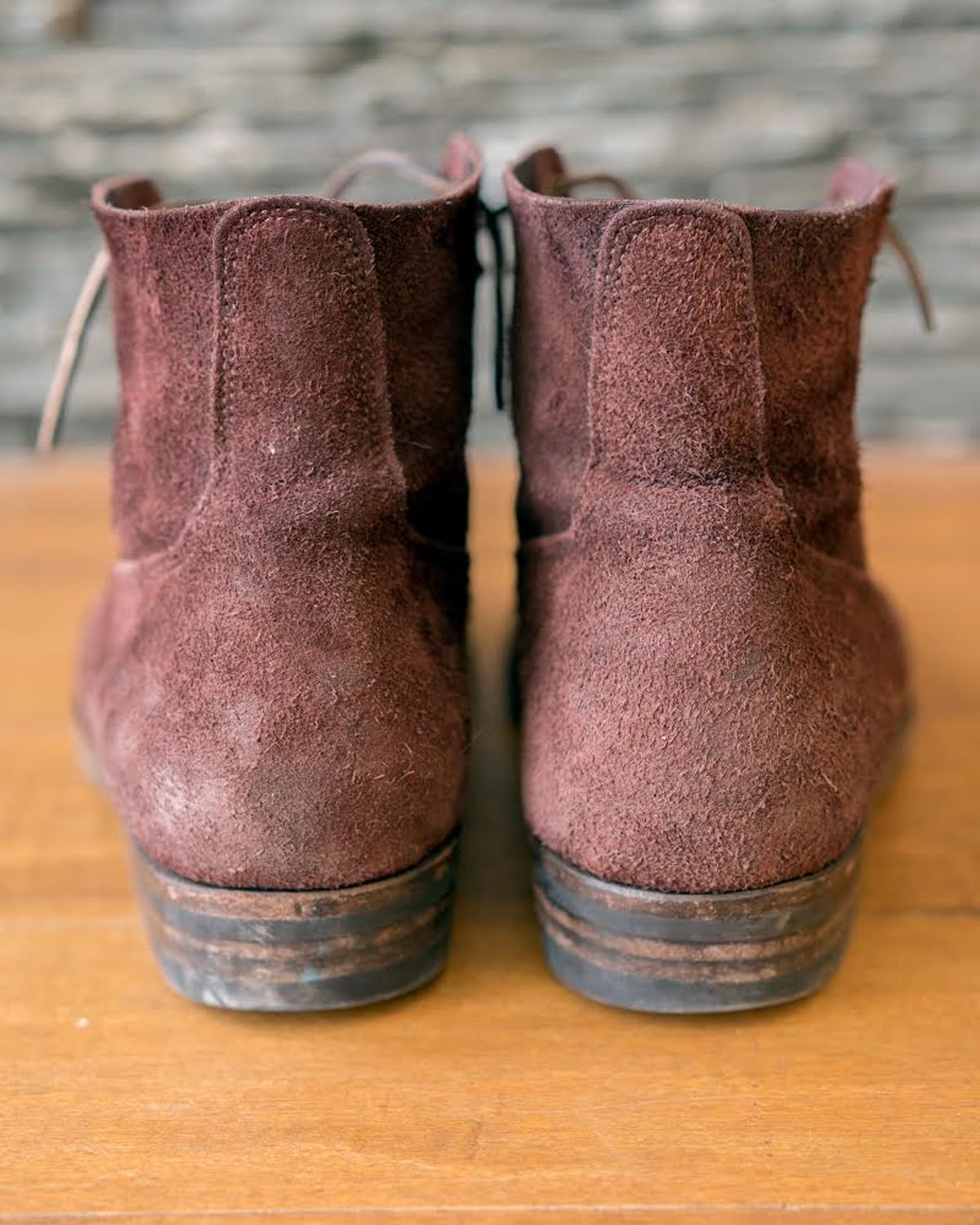Photo by boootlicker on April 6, 2024 of the NF Bootmaker Fritz Boot in J&FJ Baker Australian Nut Panel Hide Roughout.