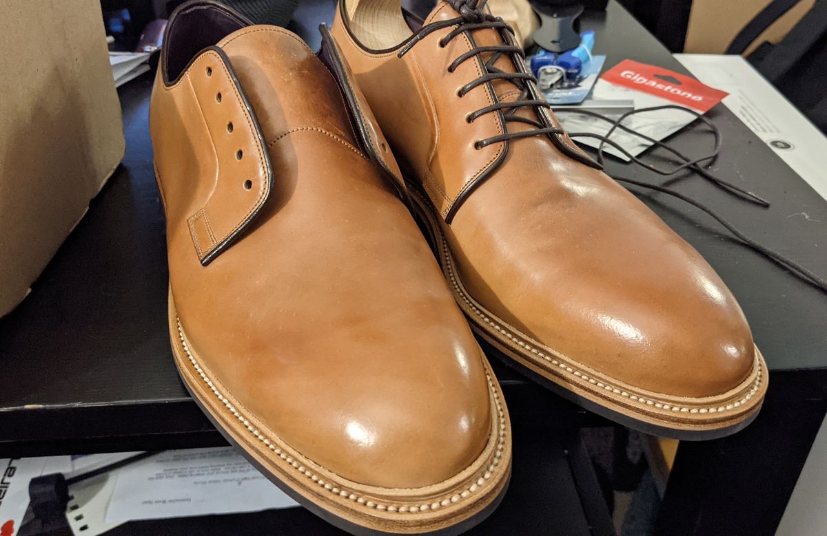 Photo by conicalsquare on March 21, 2021 of the Carmina Plain Toe Blucher Shoes 531 in Horween Natural Shell Cordovan.