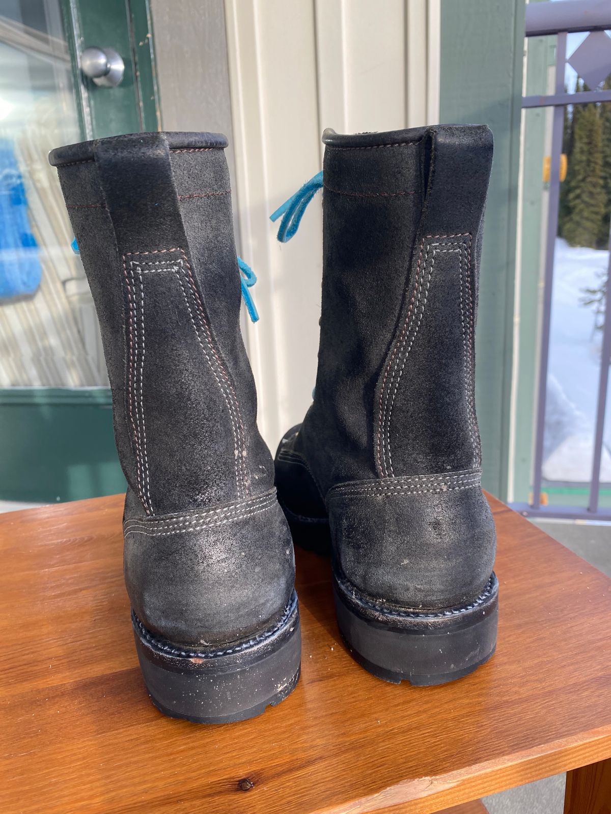 Photo by chrisx on February 2, 2024 of the Viberg Rigger in Unknown Leather.