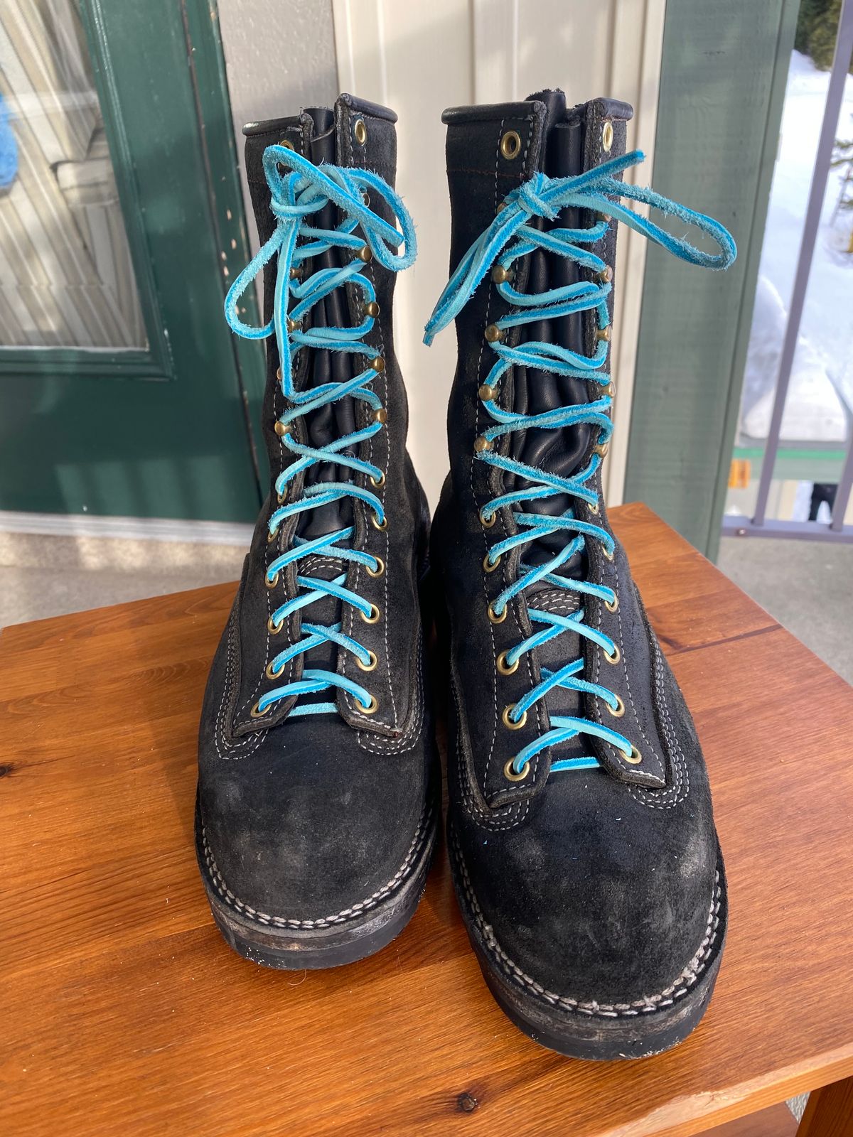 Photo by chrisx on February 2, 2024 of the Viberg Rigger in Unknown Leather.