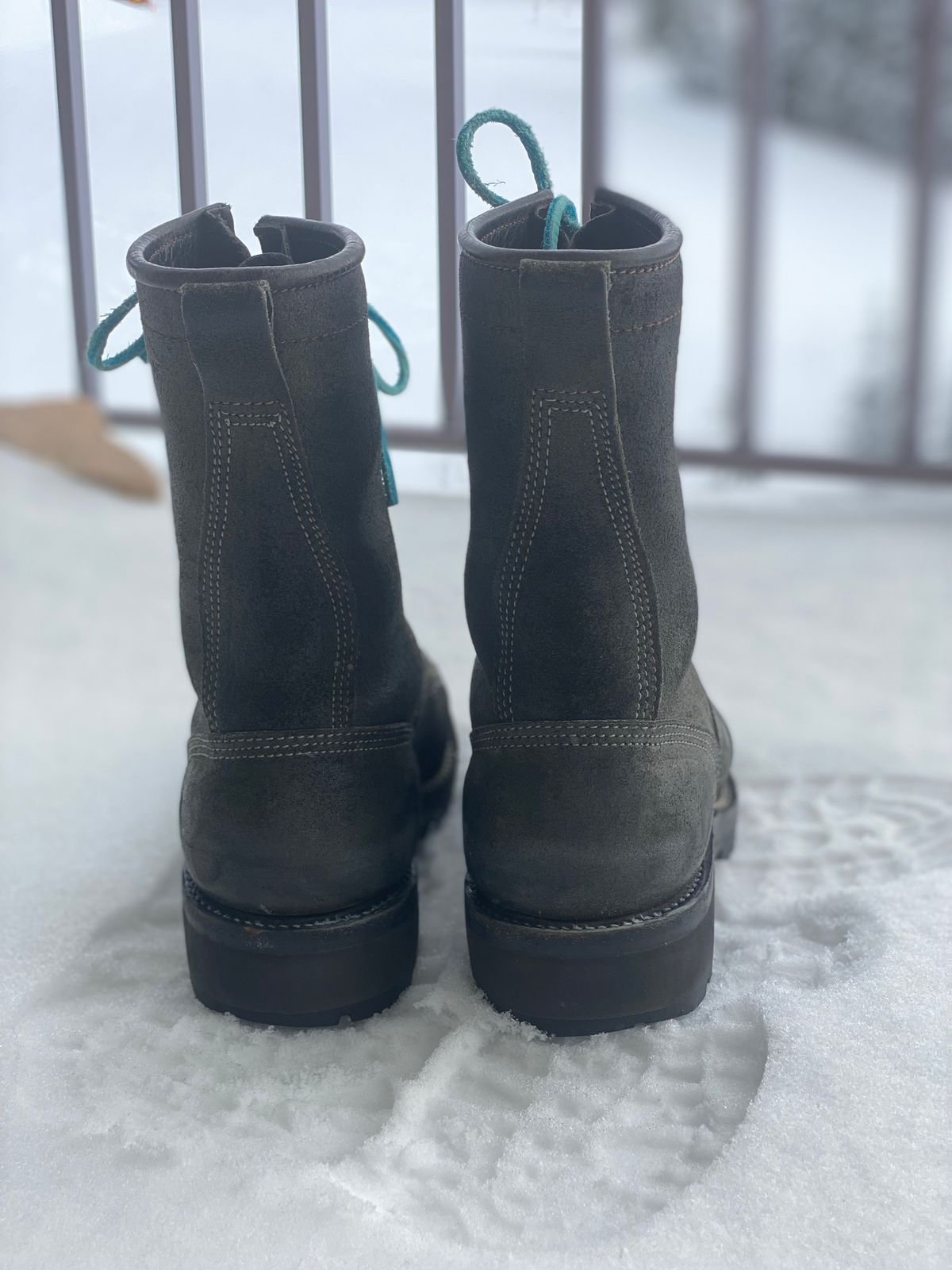 Photo by chrisx on March 1, 2024 of the Viberg Rigger in Unknown Leather.