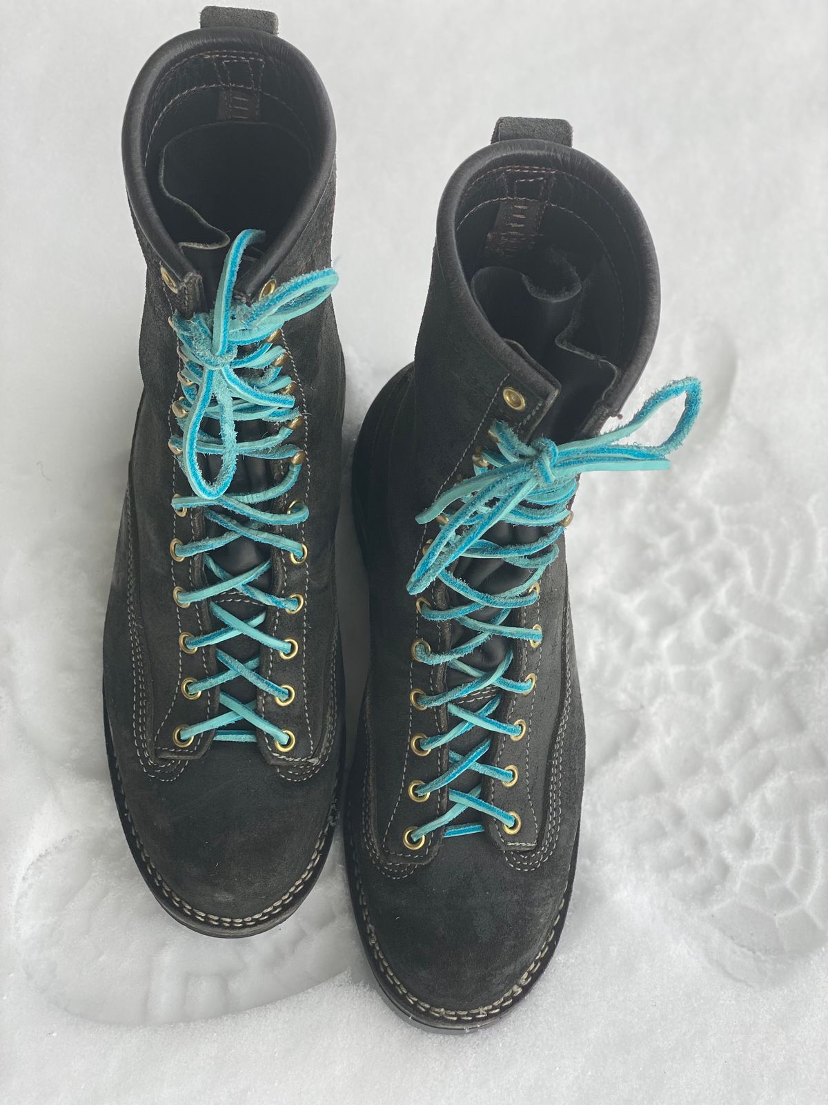 Photo by chrisx on March 1, 2024 of the Viberg Rigger in Unknown Leather.