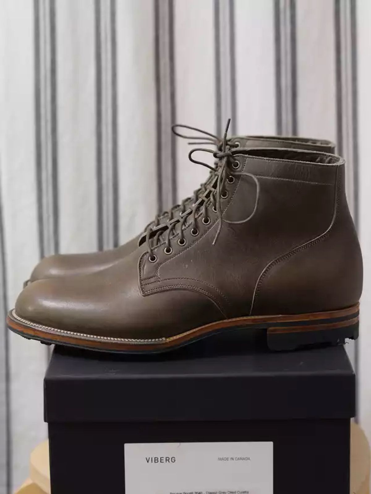 Photo by selvedge_and_welted on February 25, 2024 of the Viberg Service Boot in C.F. Stead Classic Grey Oiled Culatta.