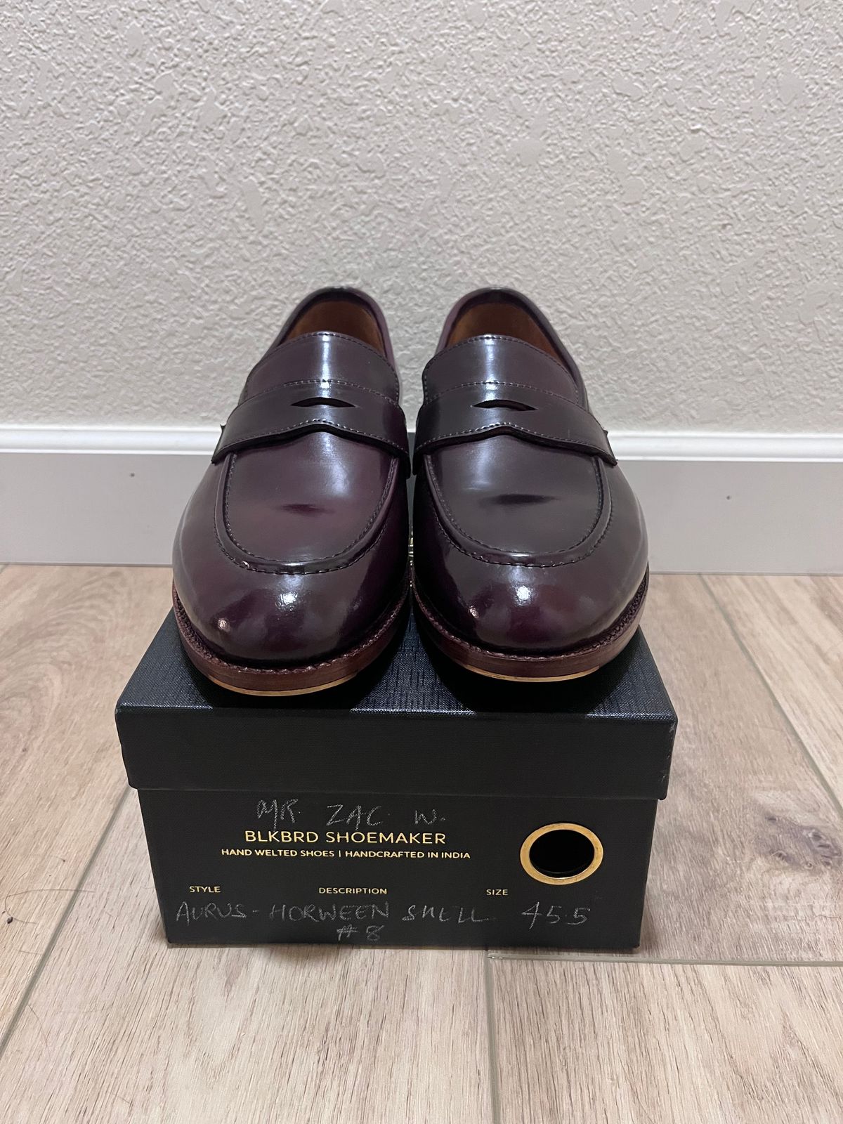 Photo by selvedge_and_welted on August 10, 2023 of the Blkbrd Shoemaker Aurus in Horween Color 8 Shell Cordovan.