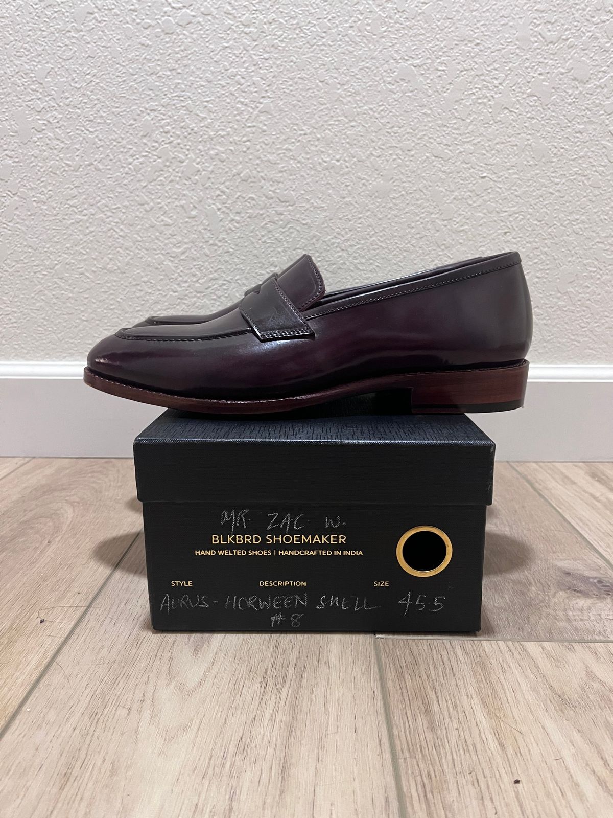 Photo by selvedge_and_welted on August 10, 2023 of the Blkbrd Shoemaker Aurus in Horween Color 8 Shell Cordovan.