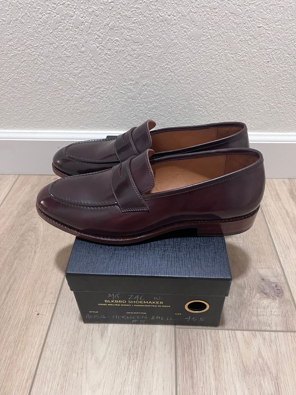 Photo by selvedge_and_welted on August 10, 2023 of the Blkbrd Shoemaker Aurus in Horween Color 8 Shell Cordovan.