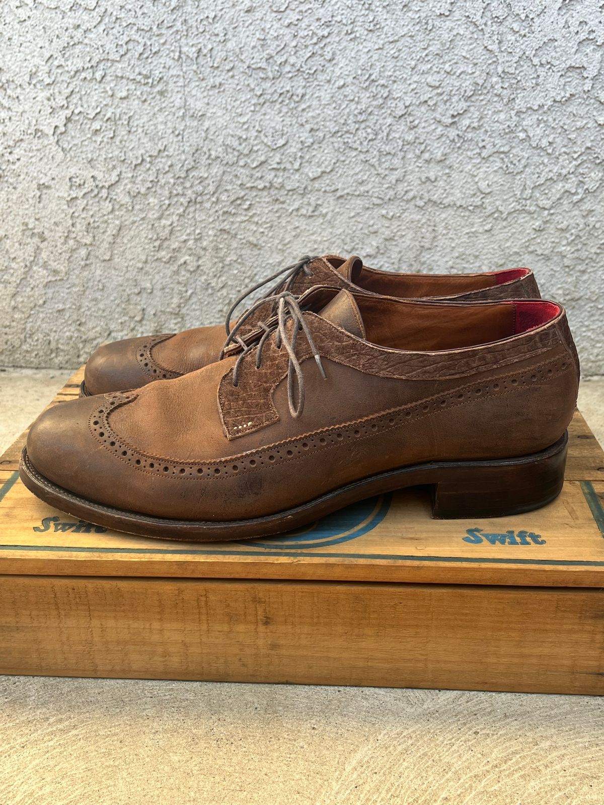 Photo by selvedge_and_welted on October 5, 2025 of the Arno Custom Model in C.F. Stead Snuff Waxed Kudu & Hippo.