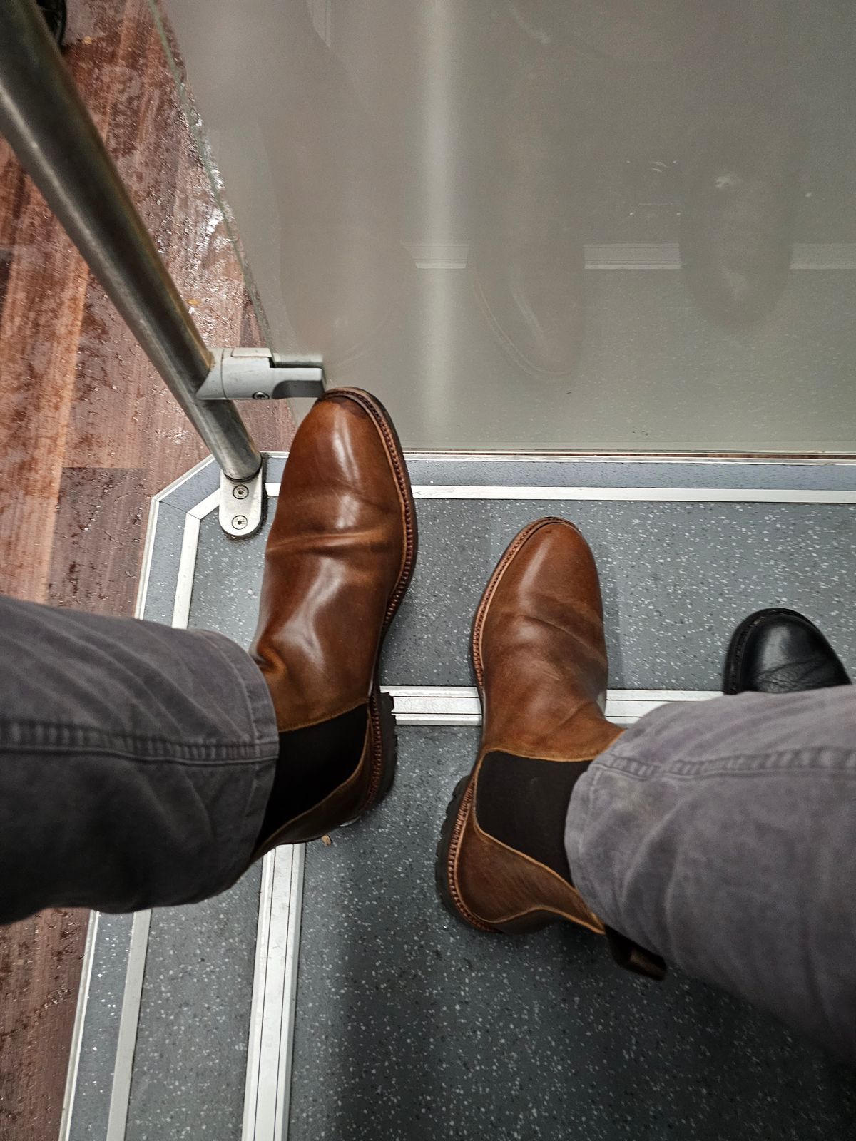Photo by crunchyonion on December 5, 2023 of the Meermin Chelsea Boot in Tobacco Waxy Shell Cordovan.