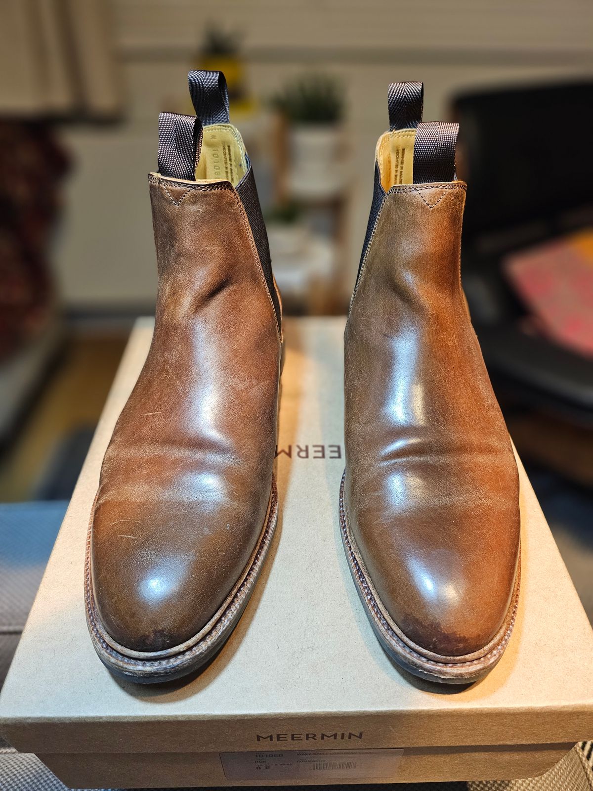 Photo by crunchyonion on December 5, 2023 of the Meermin Chelsea Boot in Tobacco Waxy Shell Cordovan.