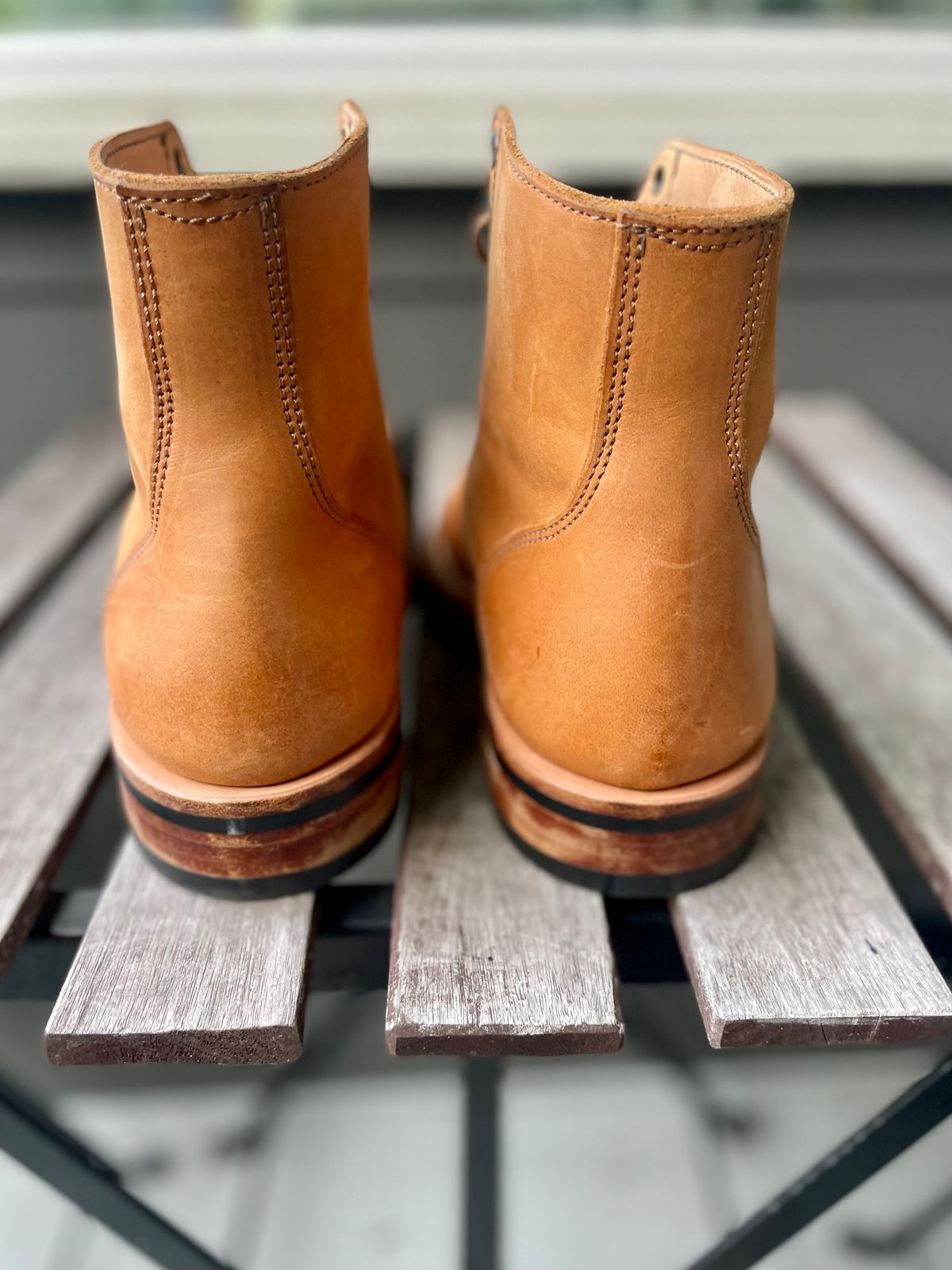 Photo by weltedware on October 3, 2023 of the Kustom Kraft Boondocker Boot in Tannery Kobel Veg-Tanned Leather.