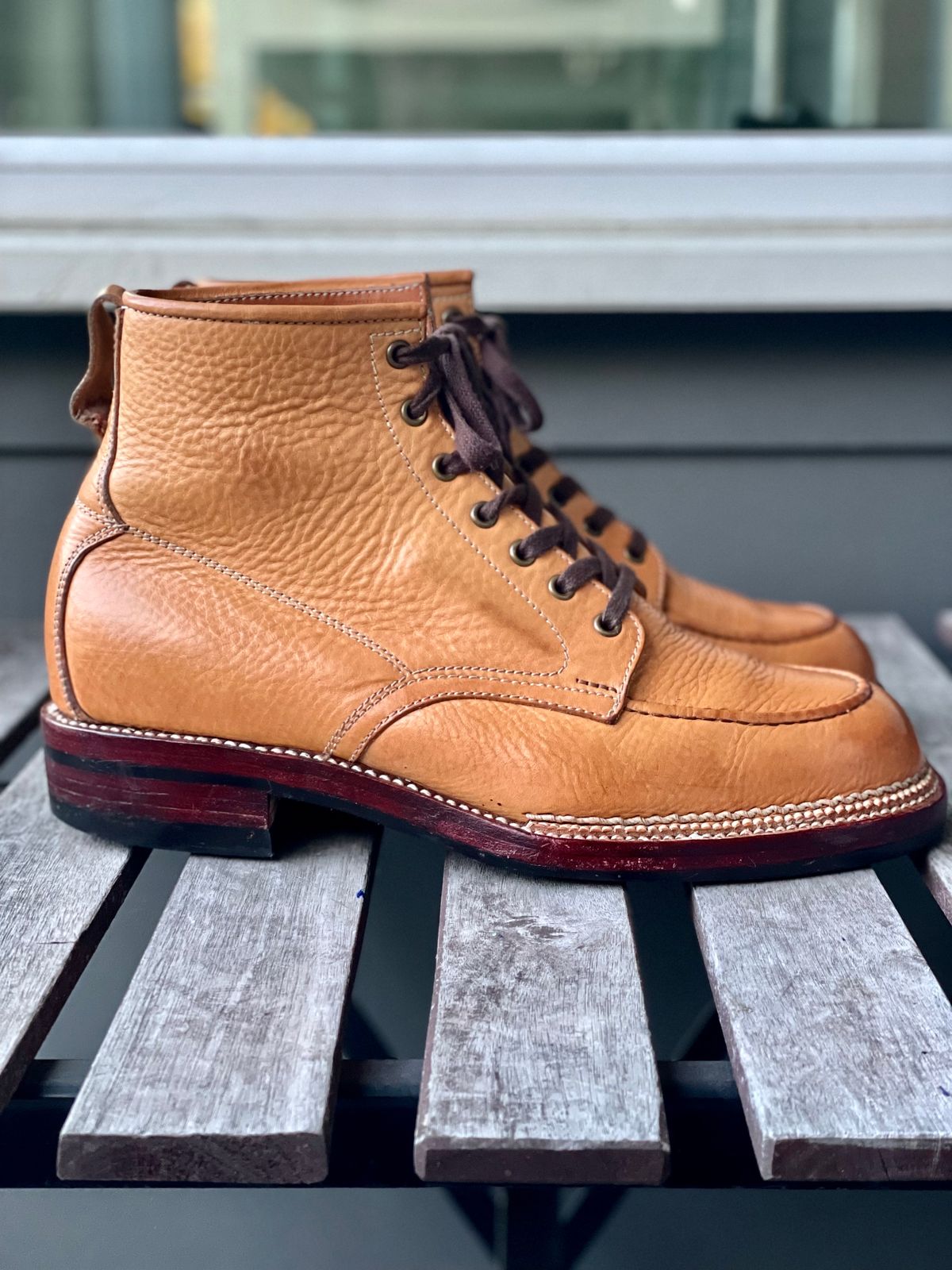 Photo by weltedware on January 3, 2023 of the Midas Spalla Derby Boot in La Bretagna Natural Ghost.