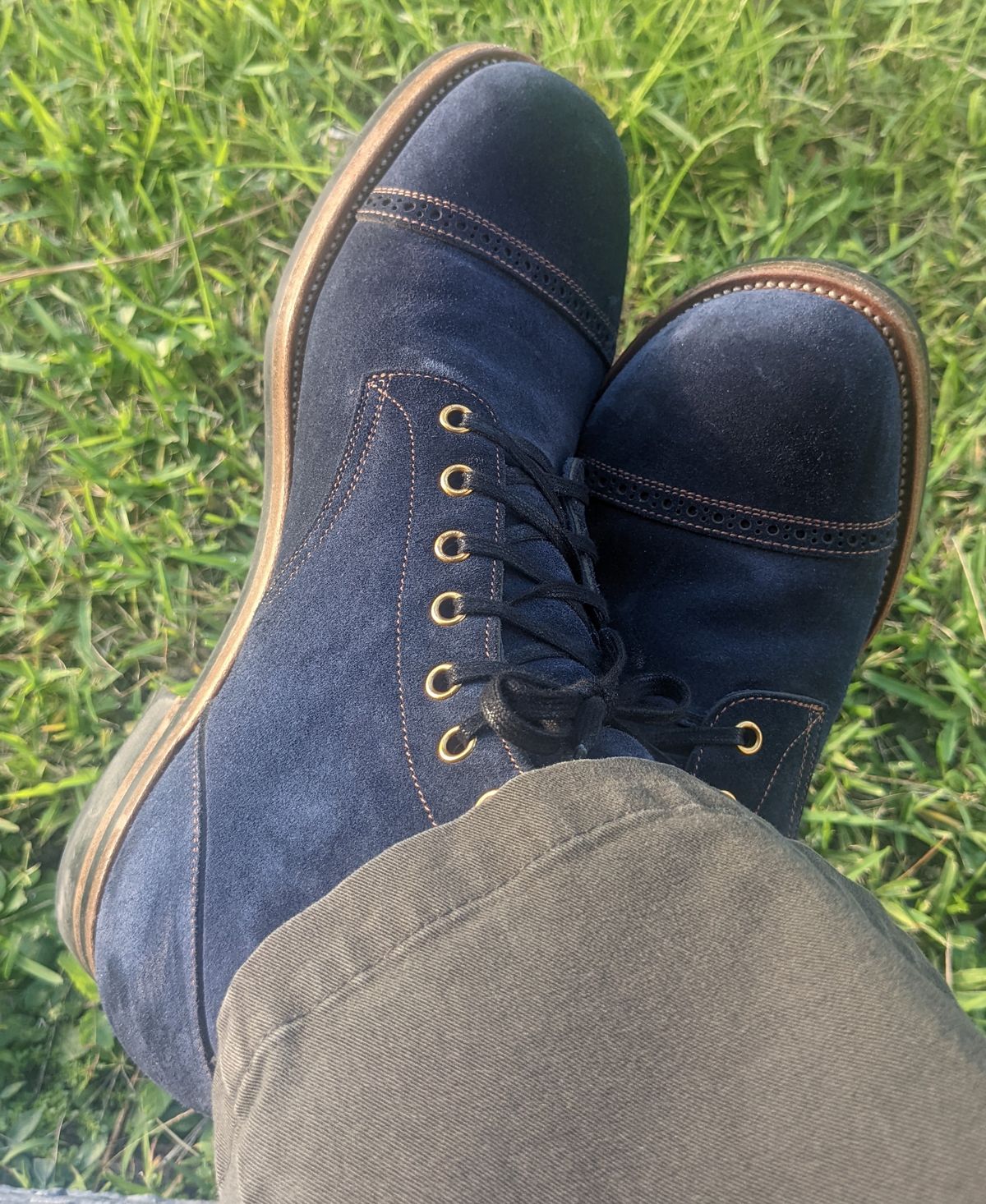 Photo by gonzalezebra on August 10, 2022 of the Iron Boots 5515 in Sciarada Navy Blue Roughout.